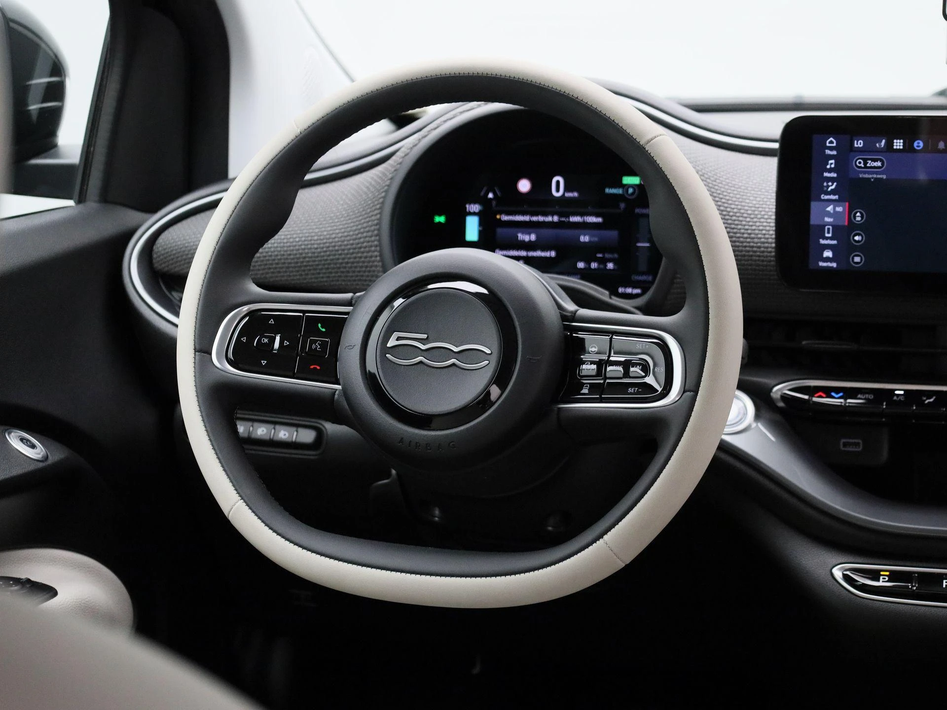 Fiat-500e-image-8