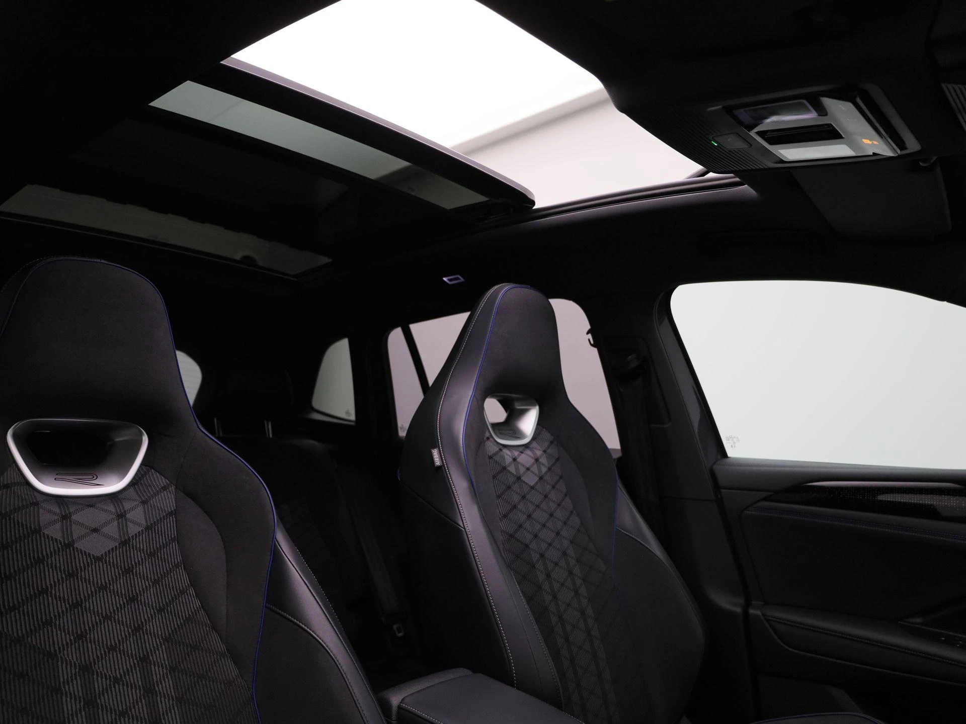 Volkswagen Tiguan 1.5 eHybrid R-Line Edition 204 PK|