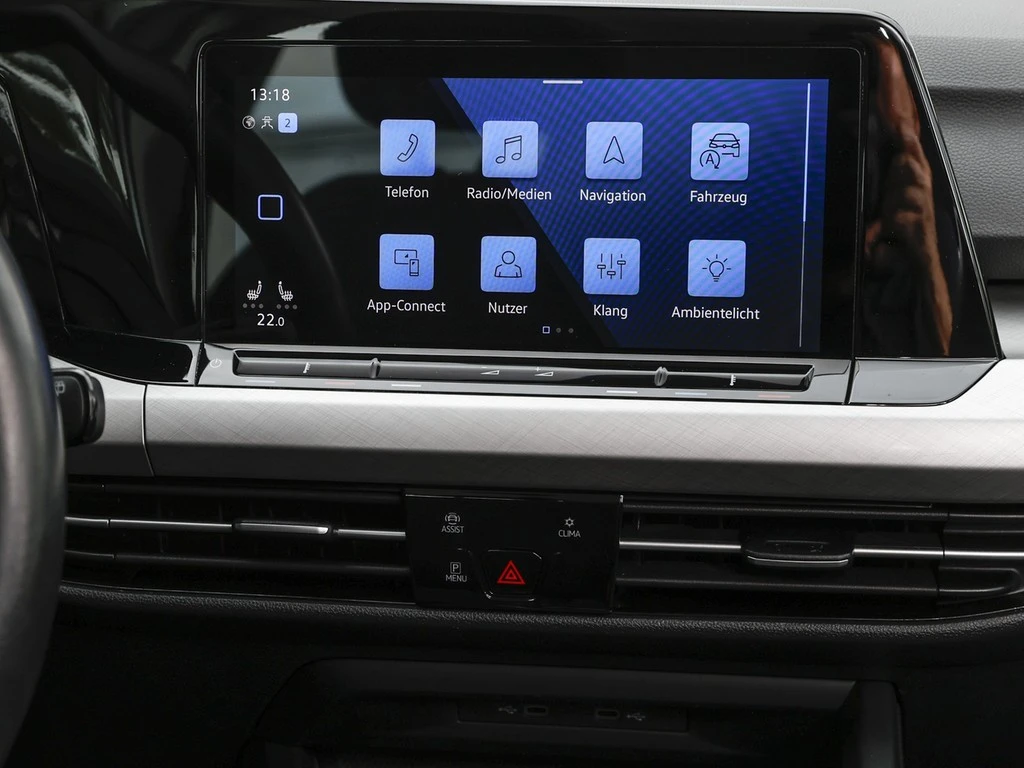 Volkswagen-Golf-image-10