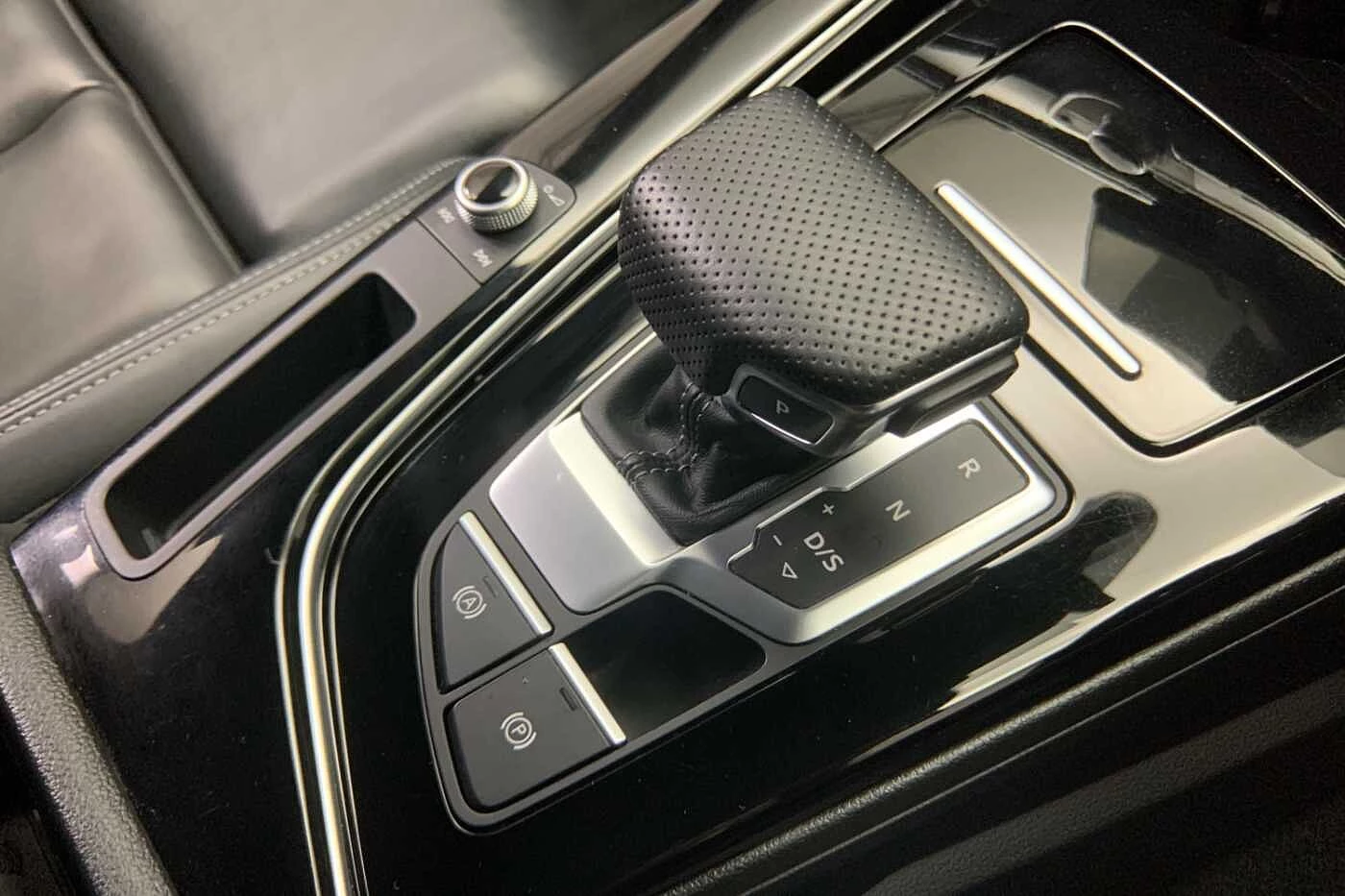 Audi-A4-image-7