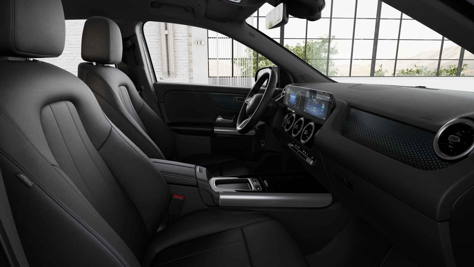 Mercedes-Benz-GLA-image-9