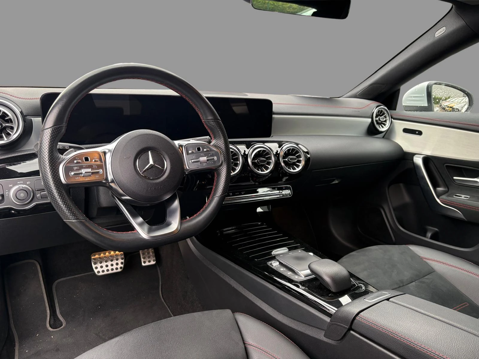 Mercedes-Benz-CLA-image-14