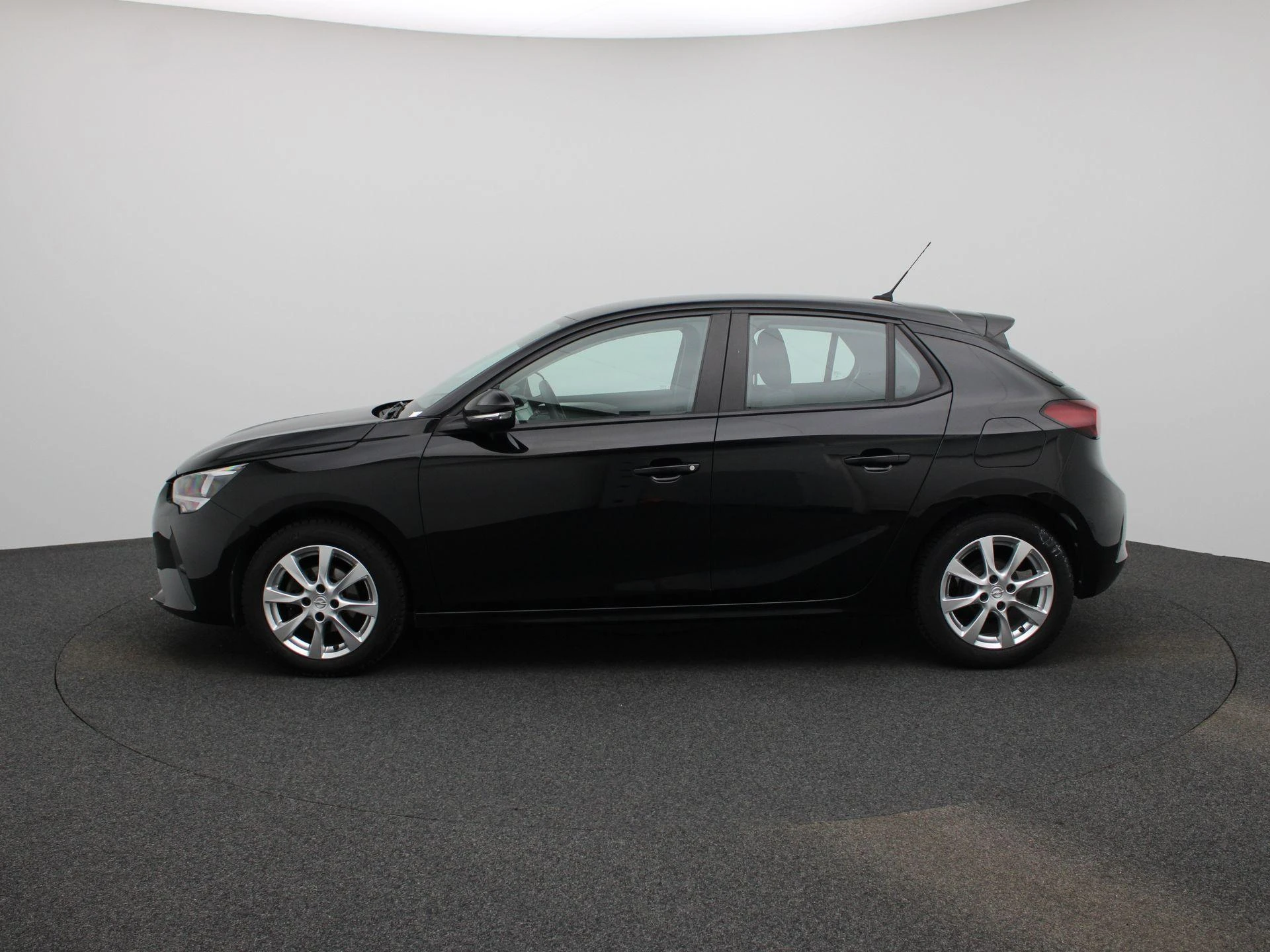 Opel-Corsa-image-4