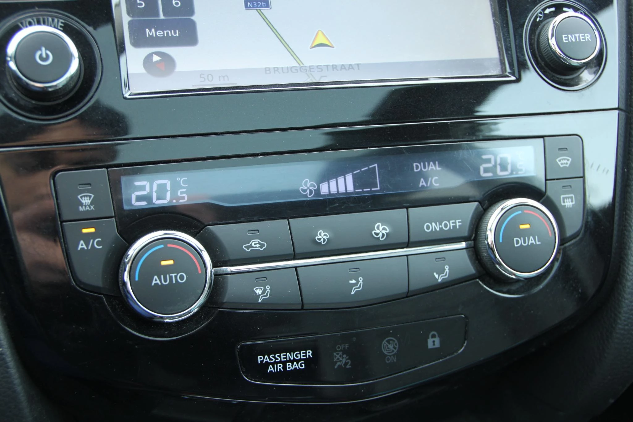 Nissan-QASHQAI-image-23