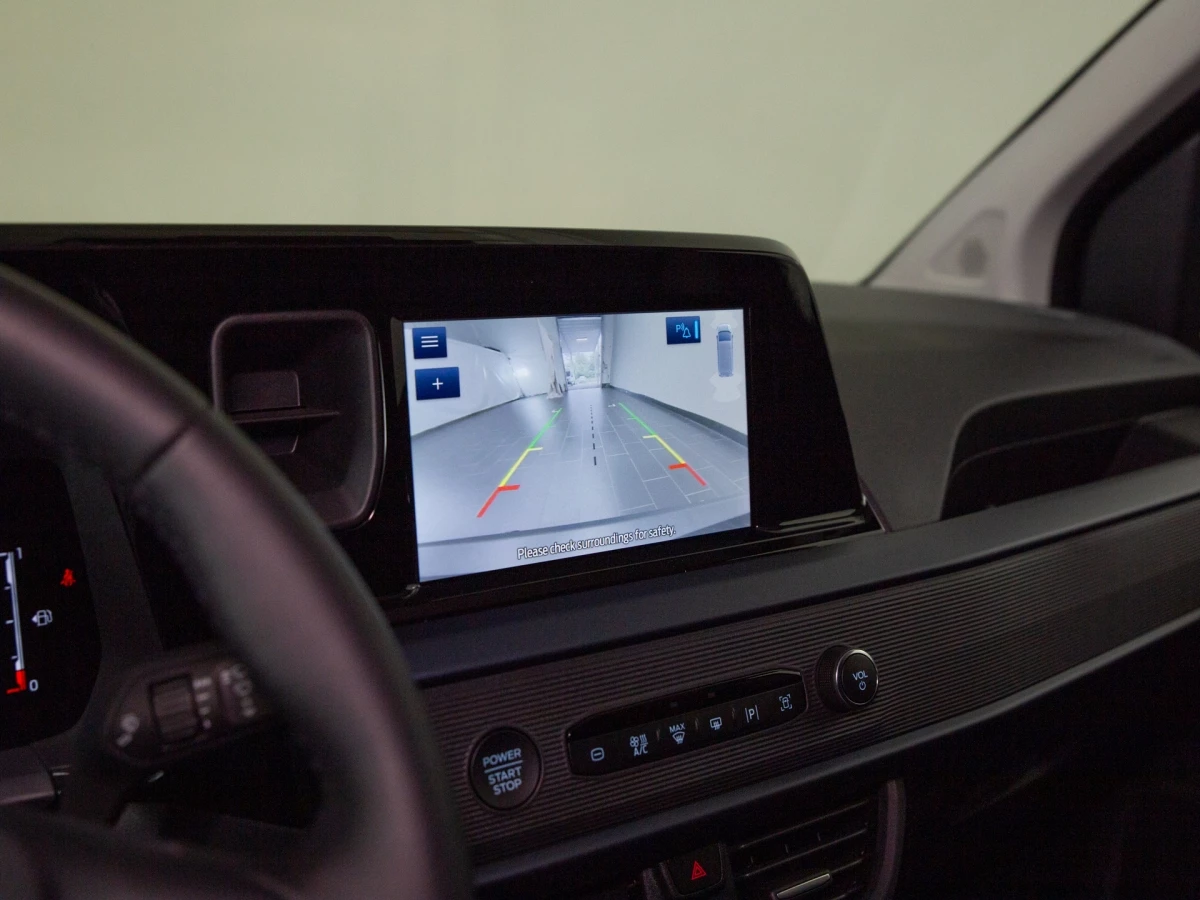 Ford-Transit Courier-image-9