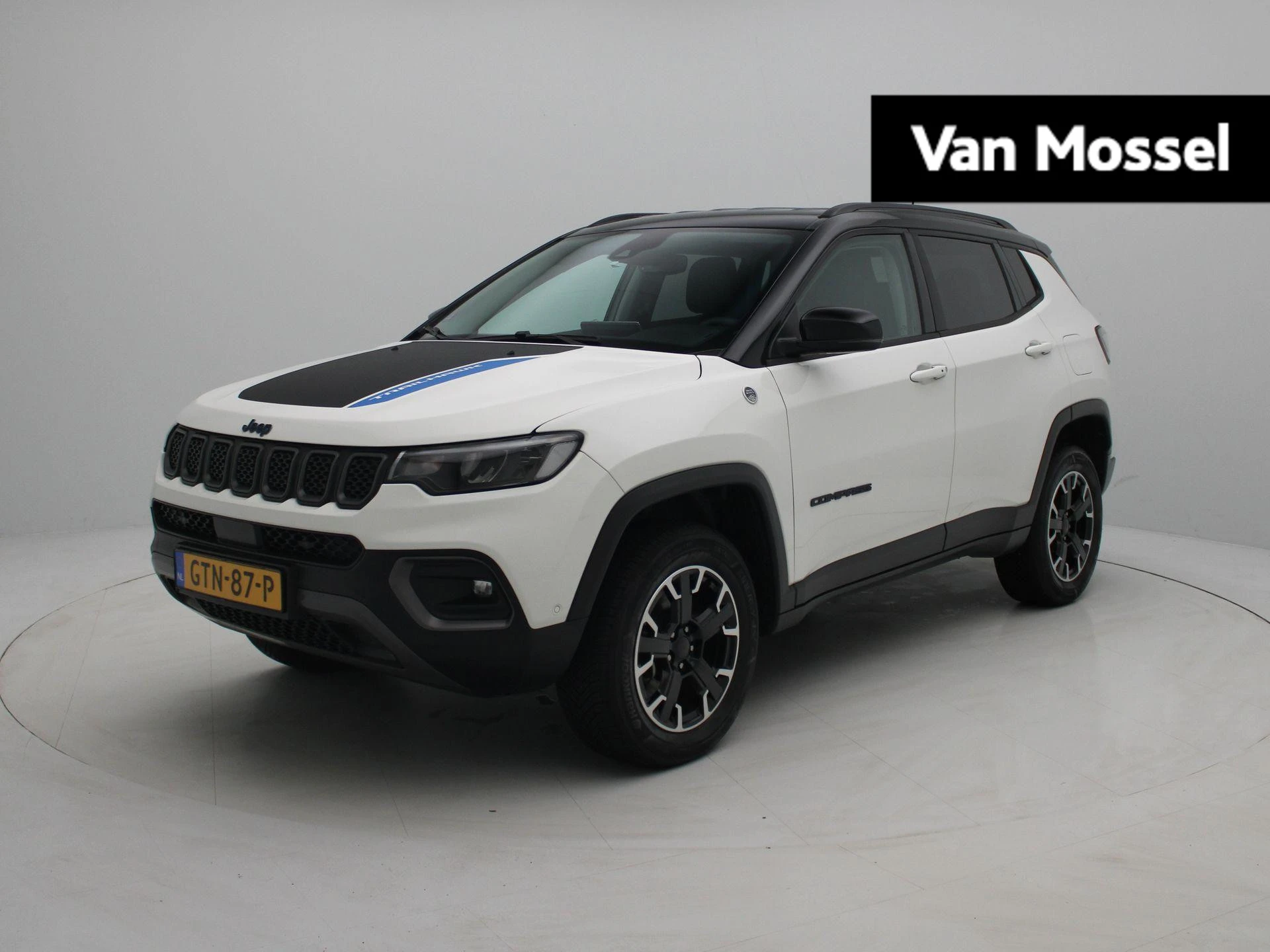 Jeep-Compass-image-0