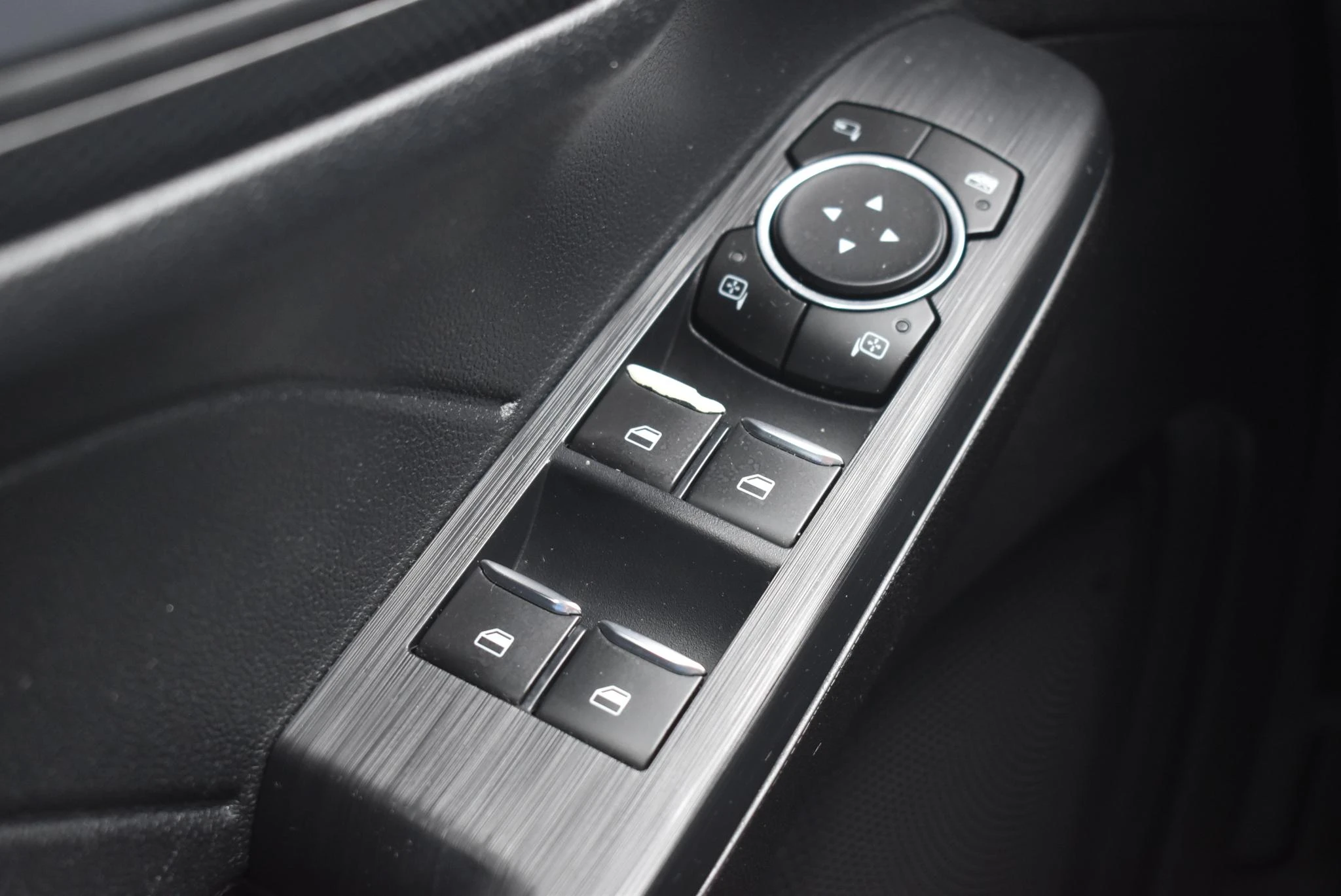 Ford-Kuga-image-14