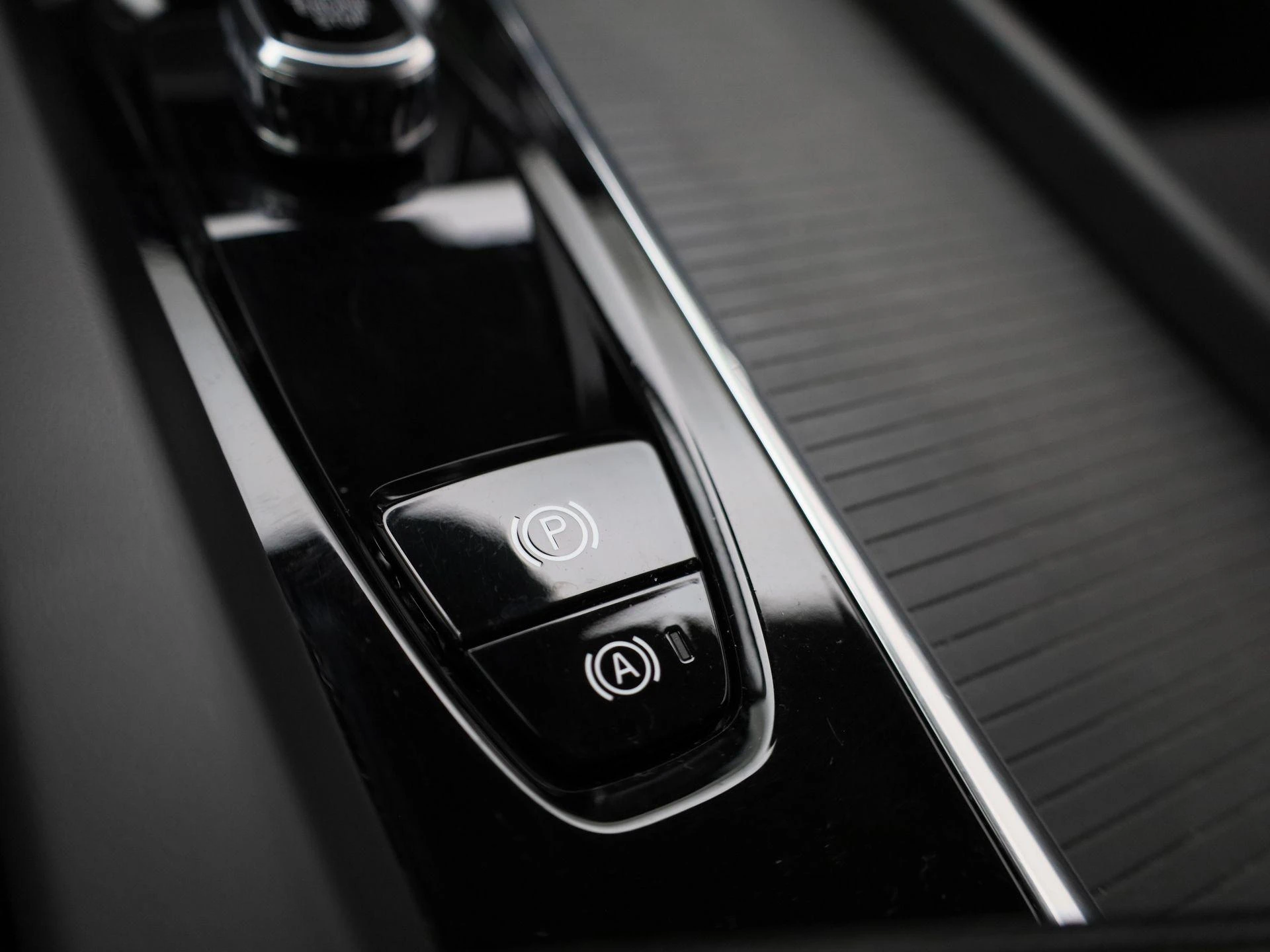 Volvo-V60-image-35