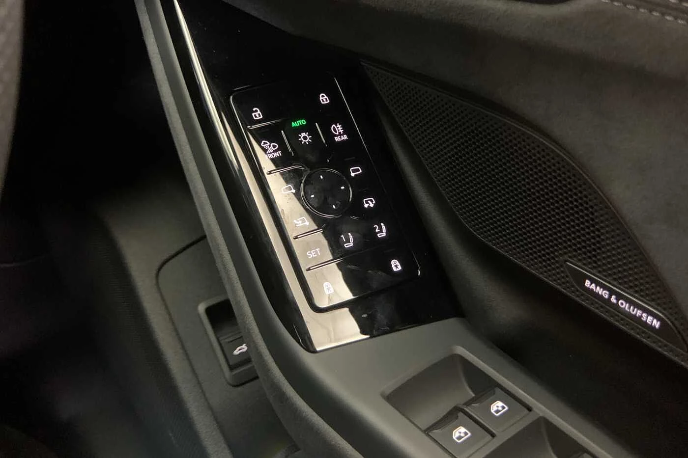 Audi-A6 Sportback e-tron-image-28