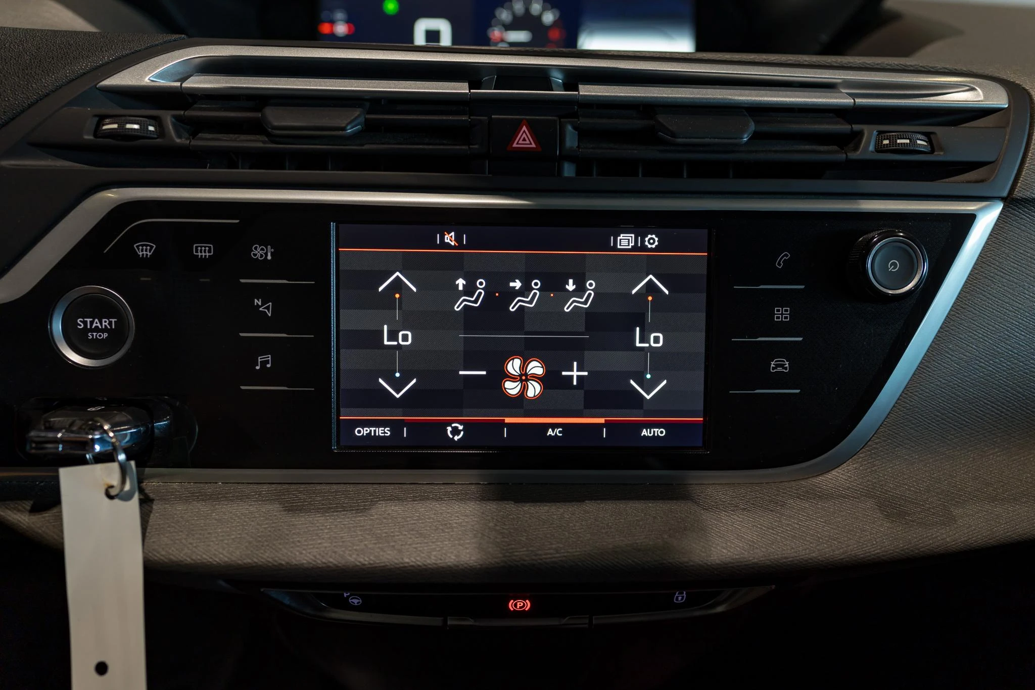 Citroën-C4 Spacetourer-image-24