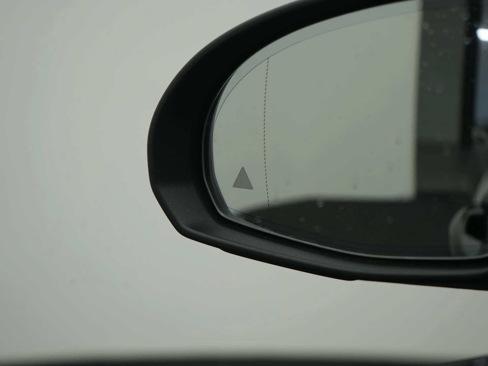 Mercedes-Benz-C-Klasse-image-36