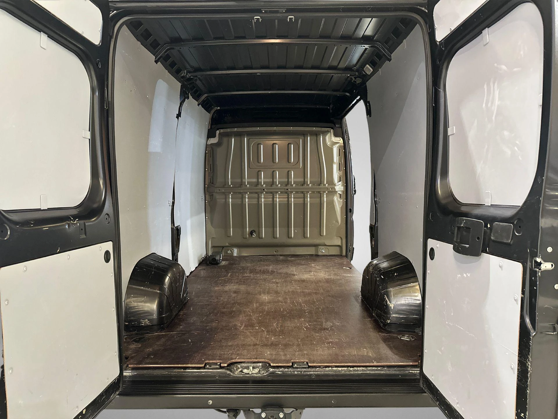 Opel-Movano-image-17