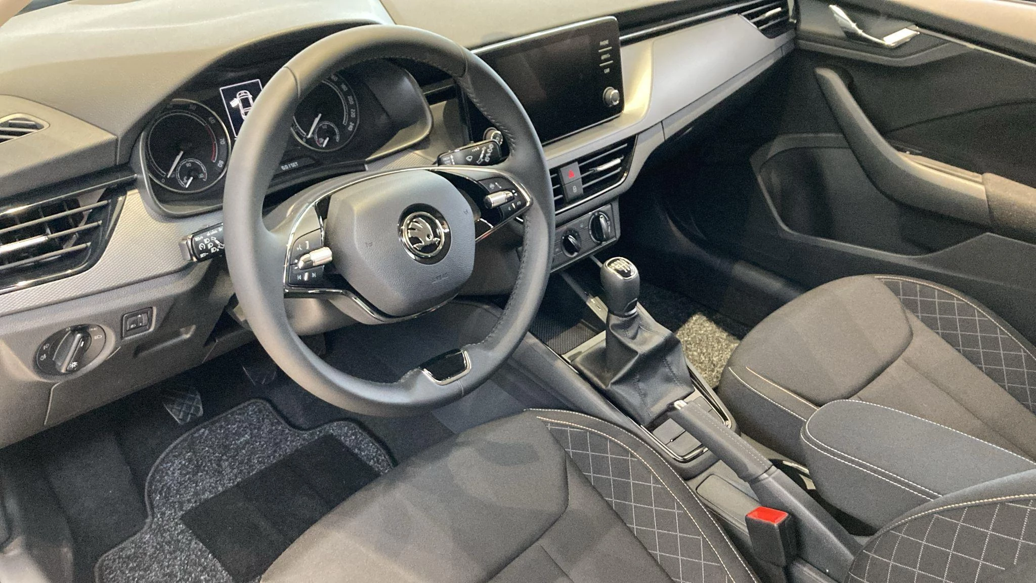 Škoda-Scala-image-5