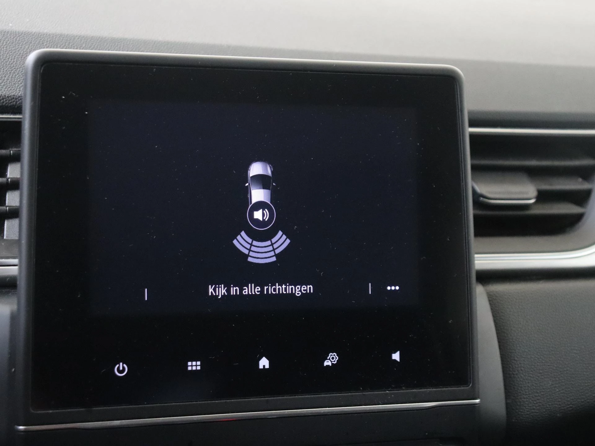 Renault-Captur-image-17