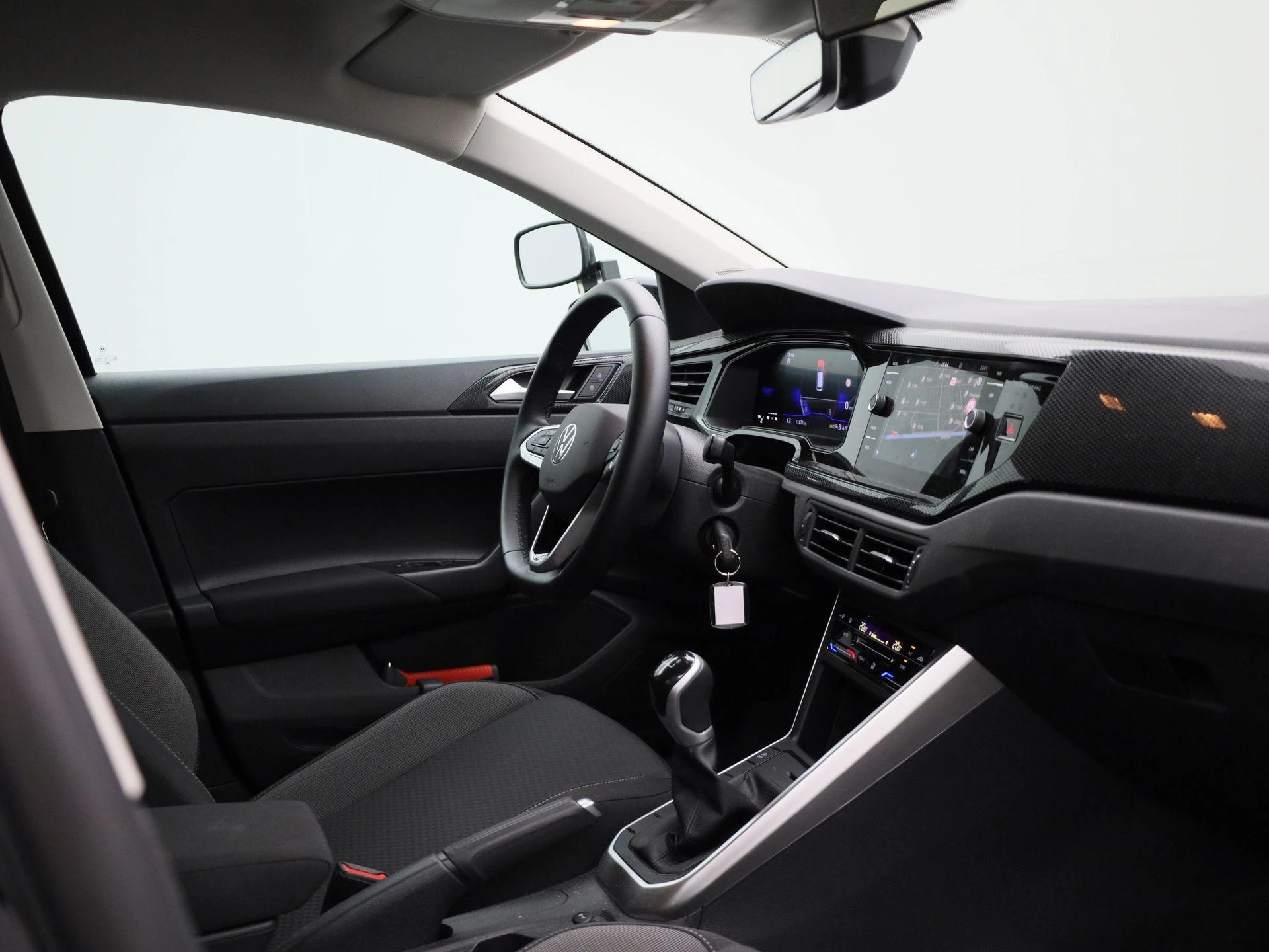 Volkswagen-Polo-image-20