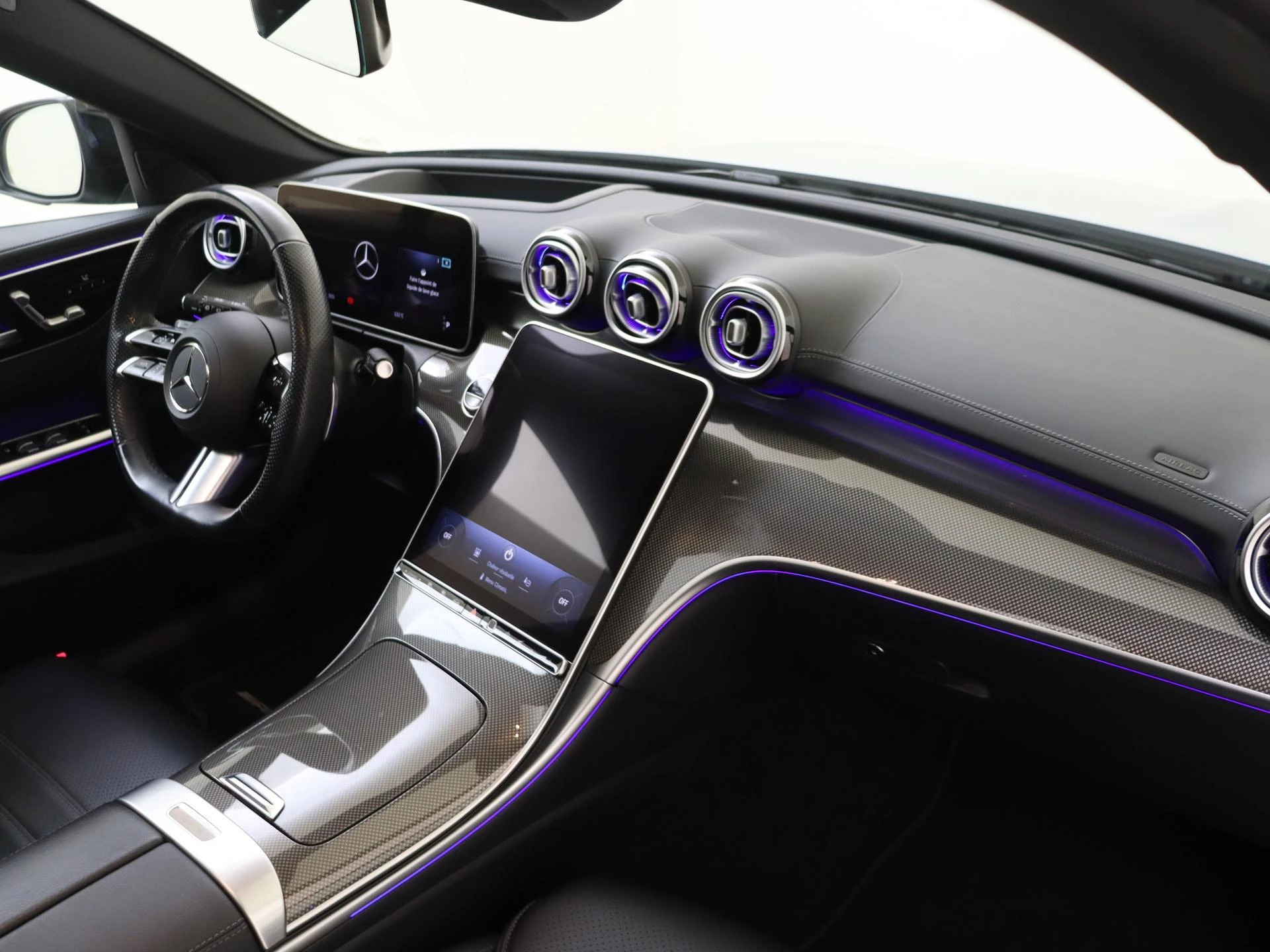 Mercedes-Benz-C-Klasse-image-10