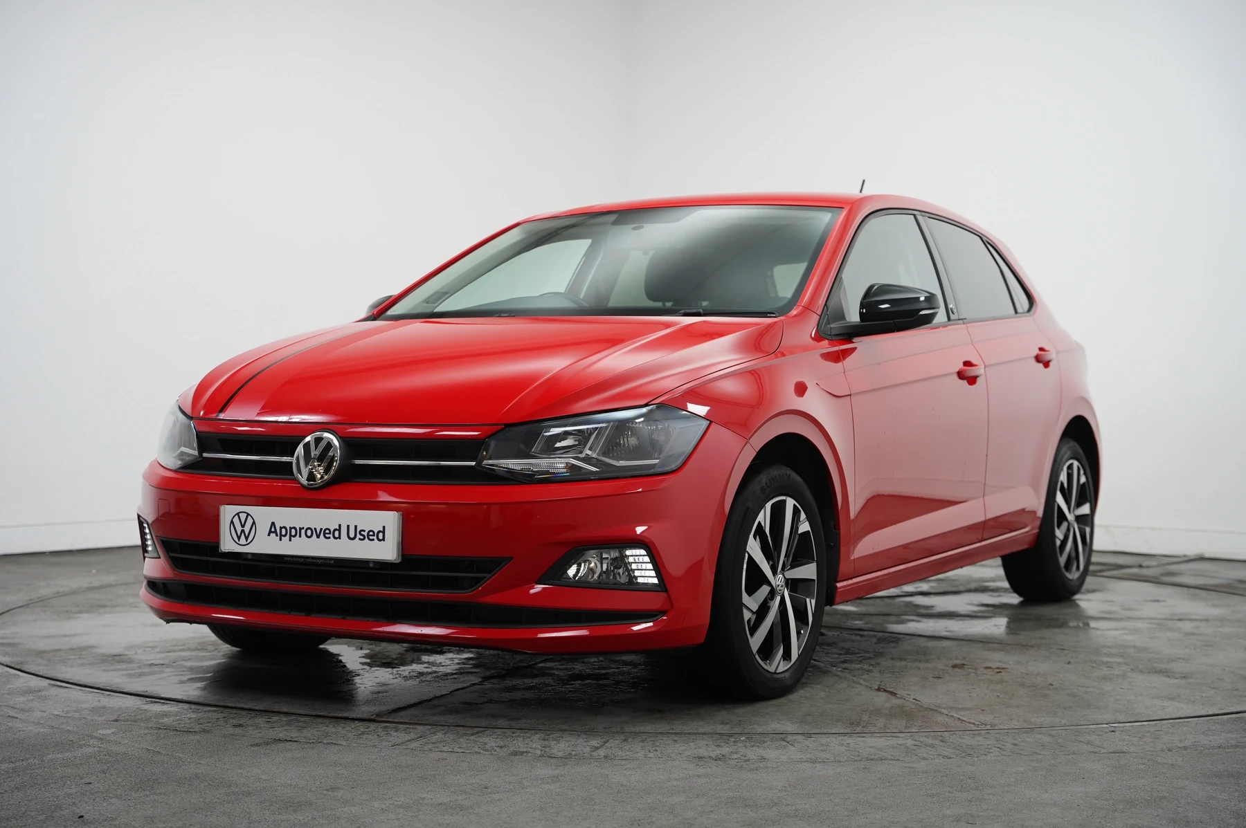 Volkswagen-Polo-image-33