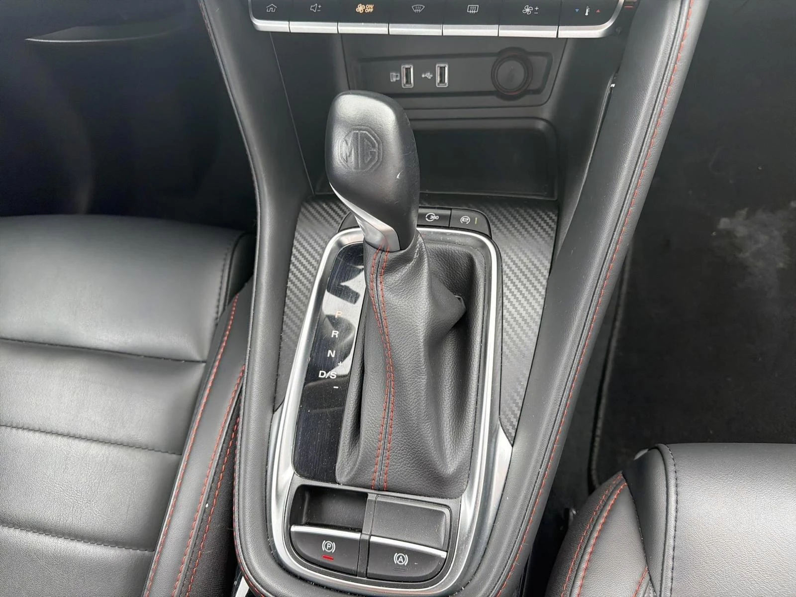 MG ZS ICE LUXURY
