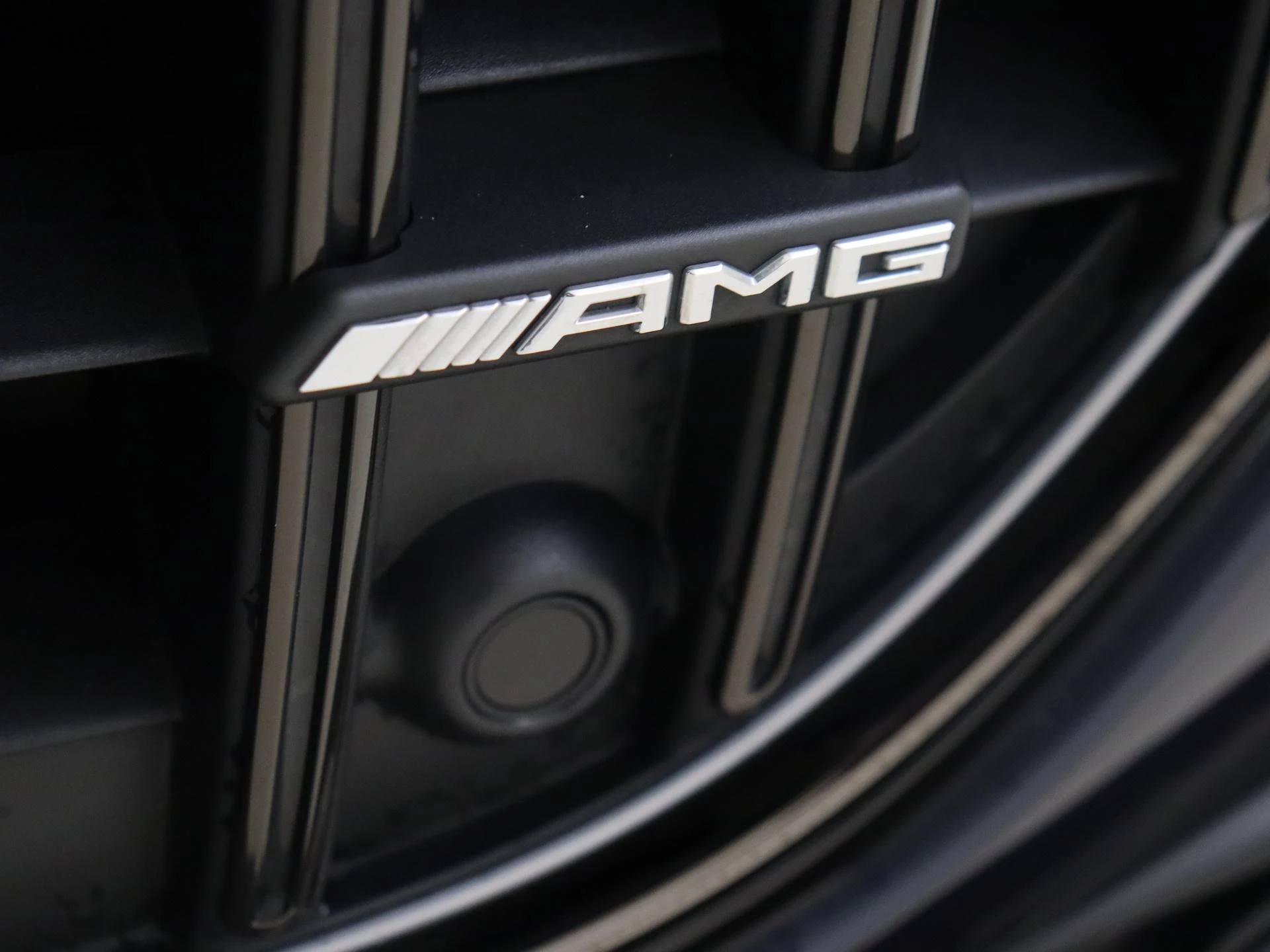 Mercedes-Benz-E-Klasse-image-10