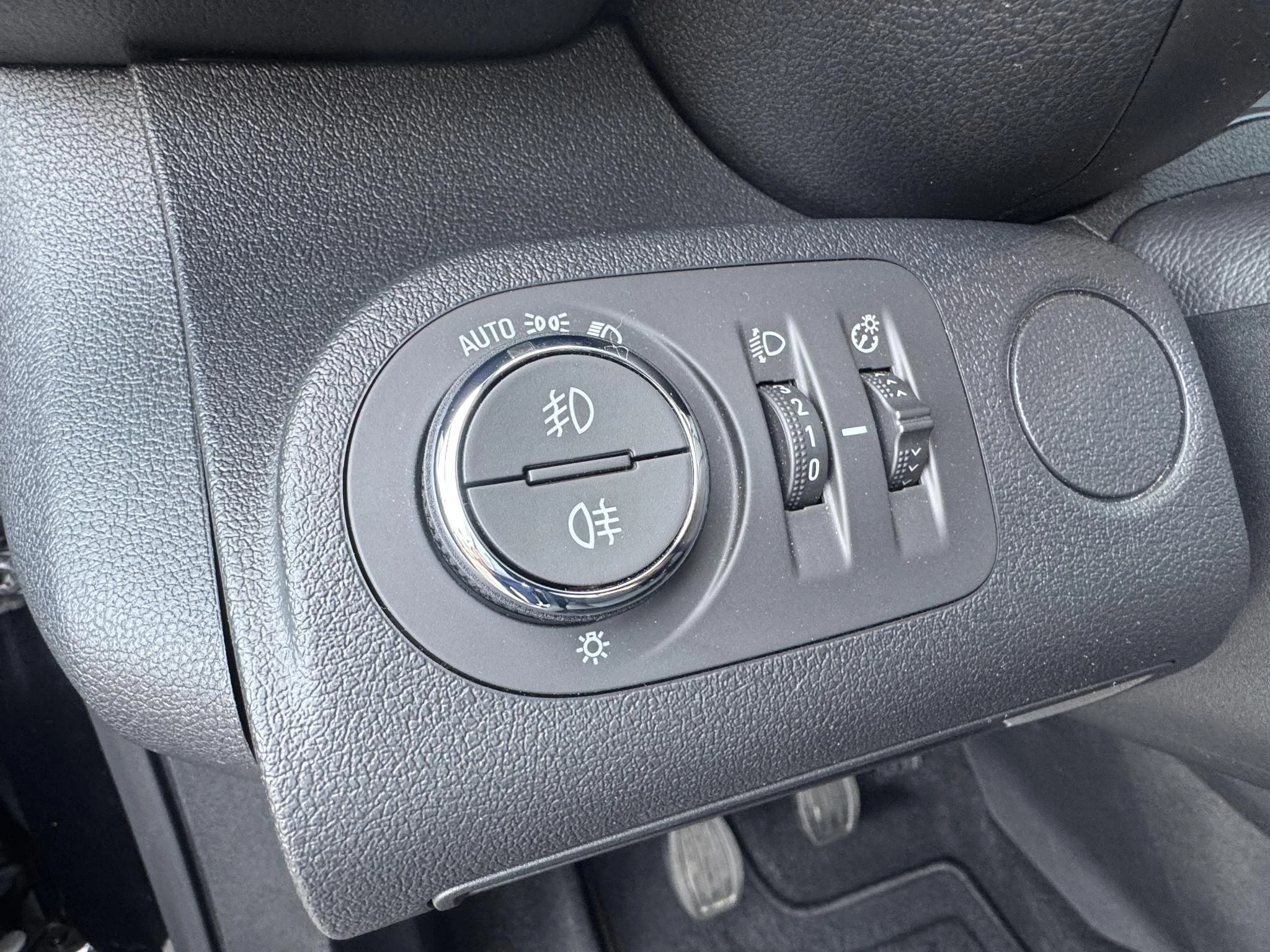 Opel-Combo-image-23