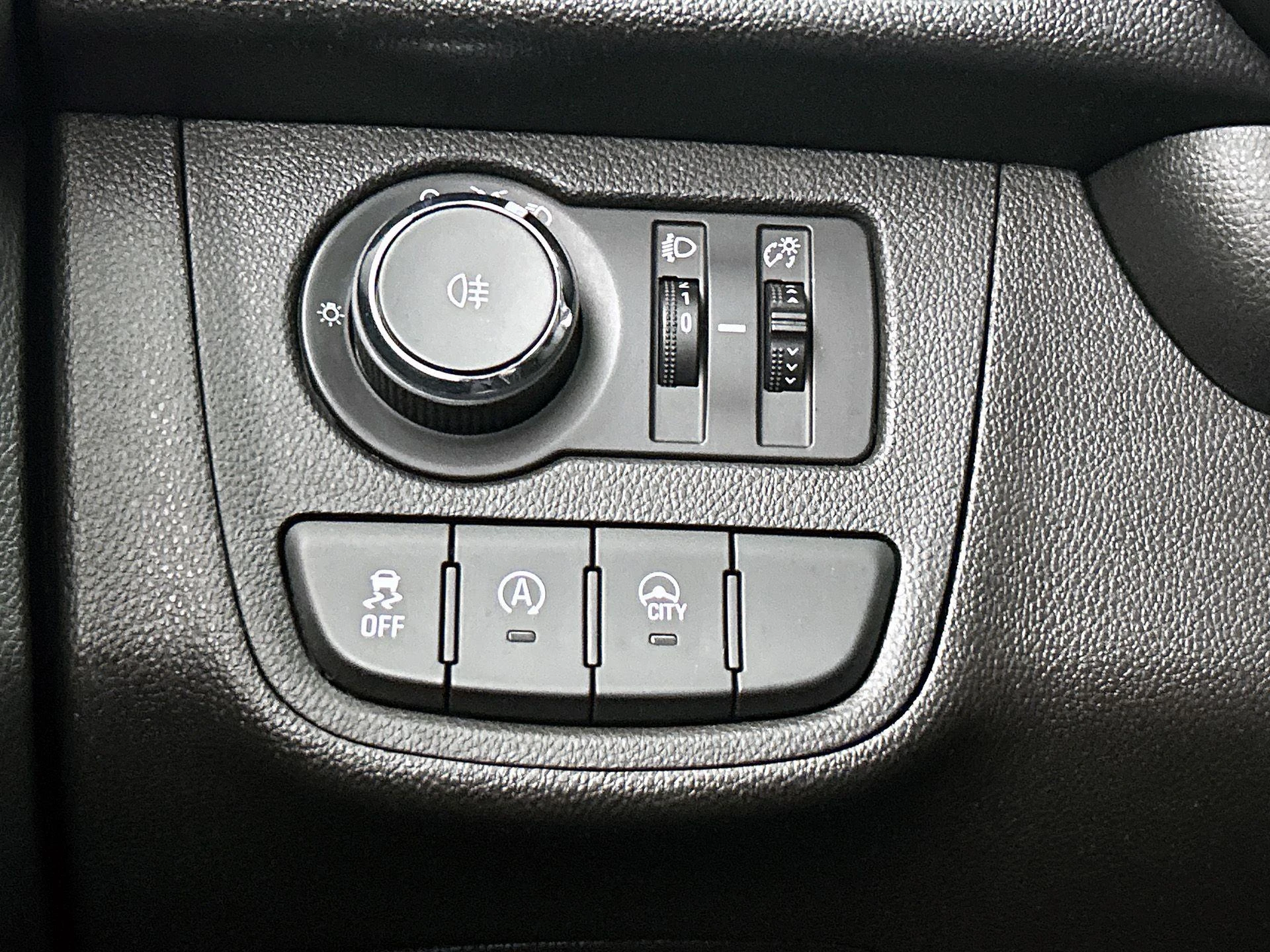 Opel-KARL-image-21