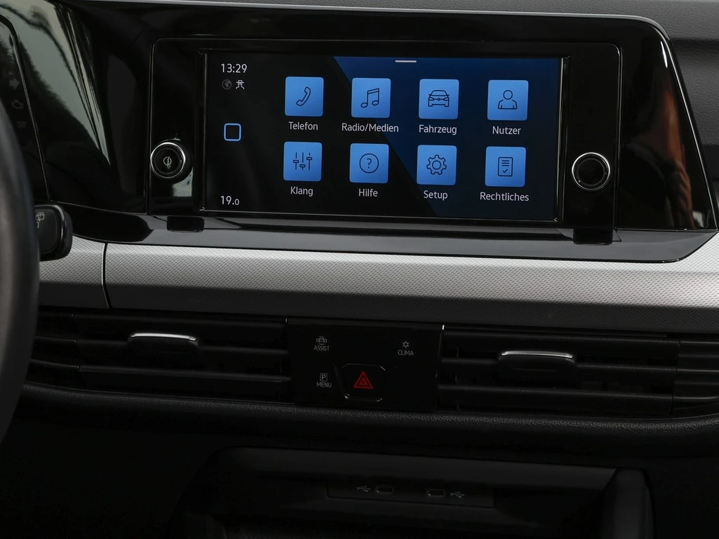 Volkswagen-Golf-image-10