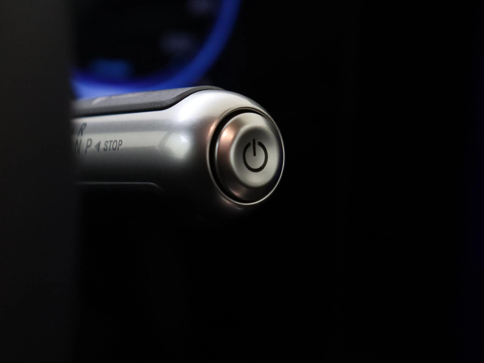 Mercedes-Benz-CLA-image-21