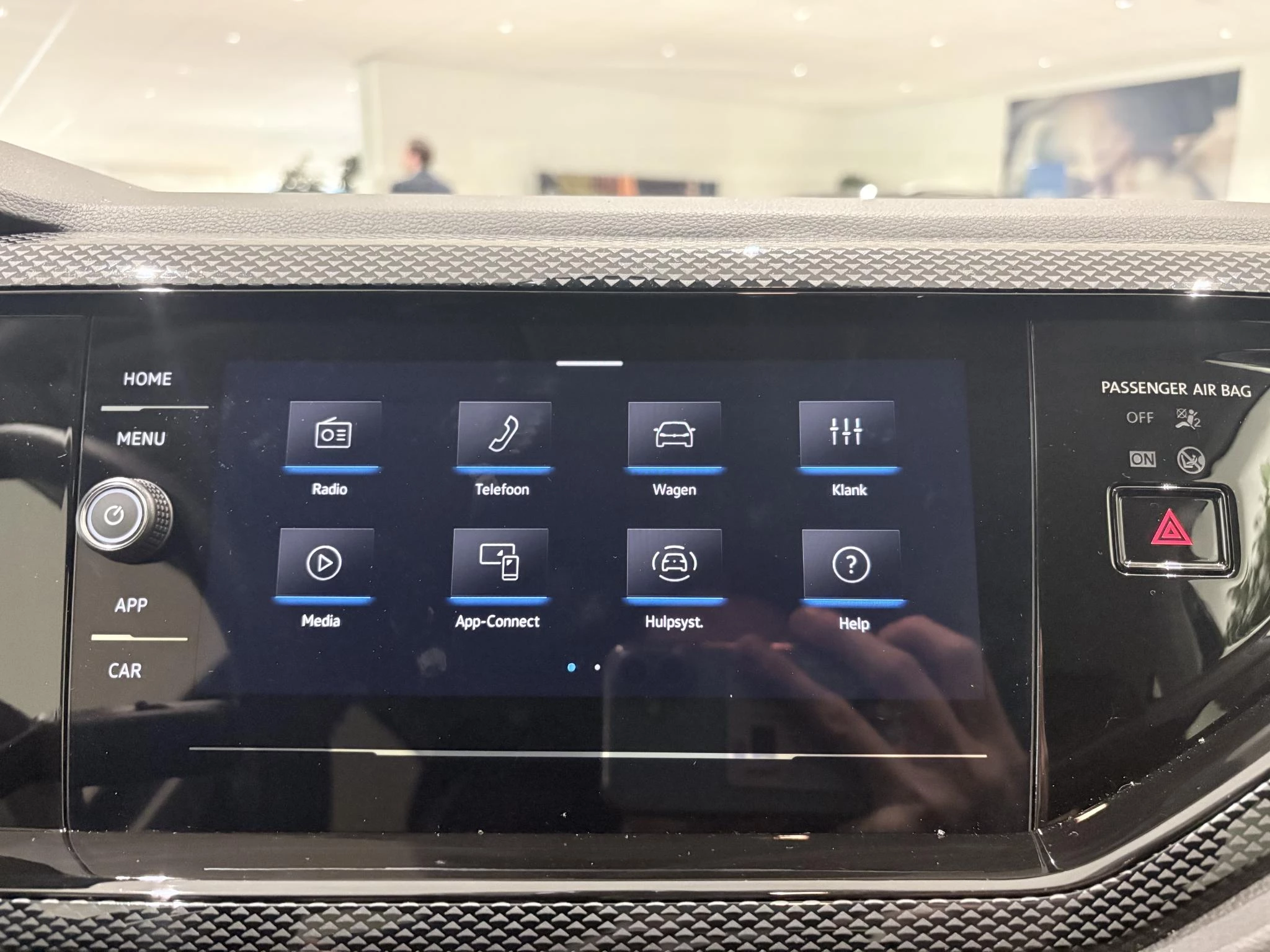 Volkswagen-Polo-image-19