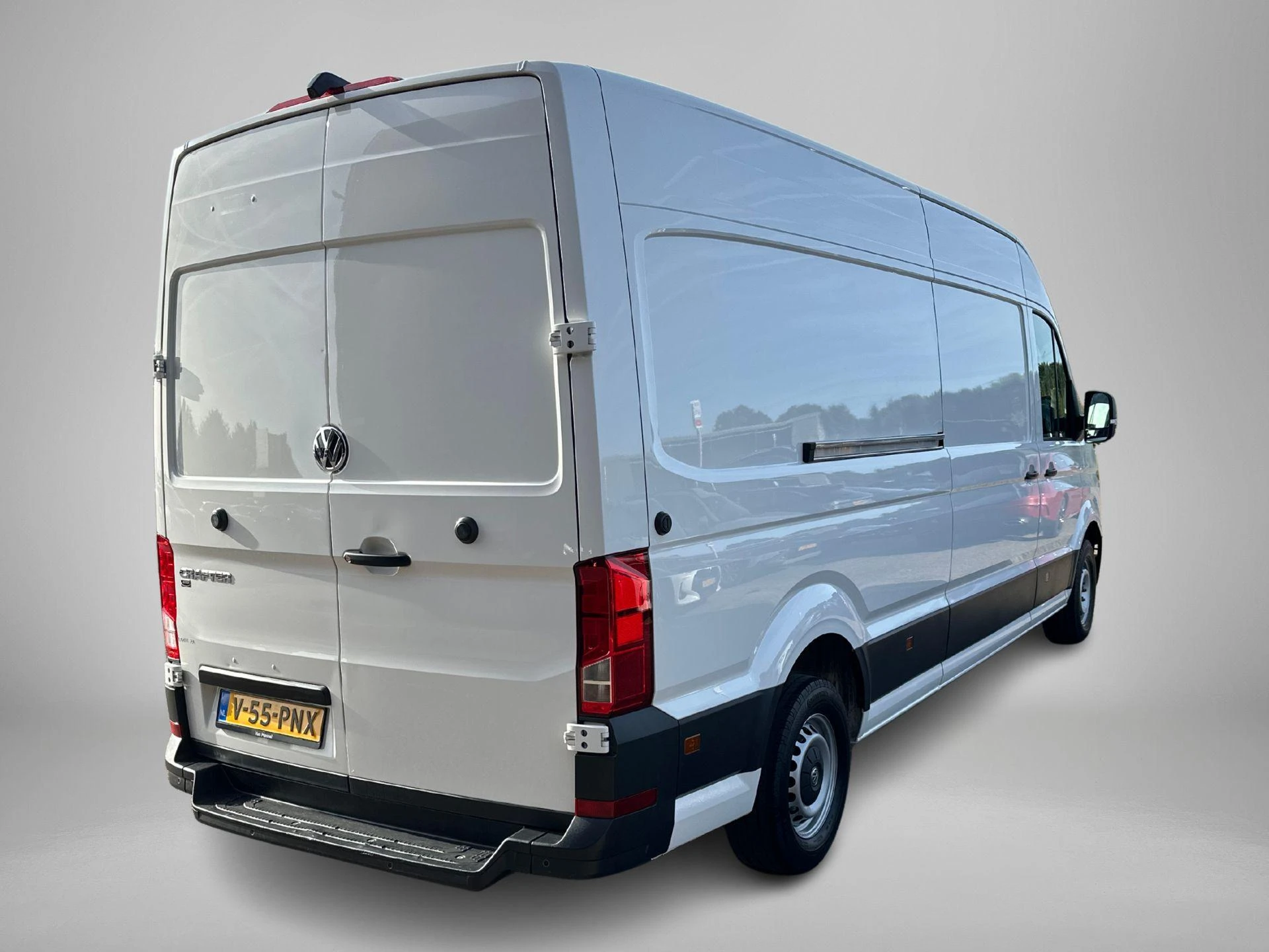 Volkswagen-Crafter-image-3
