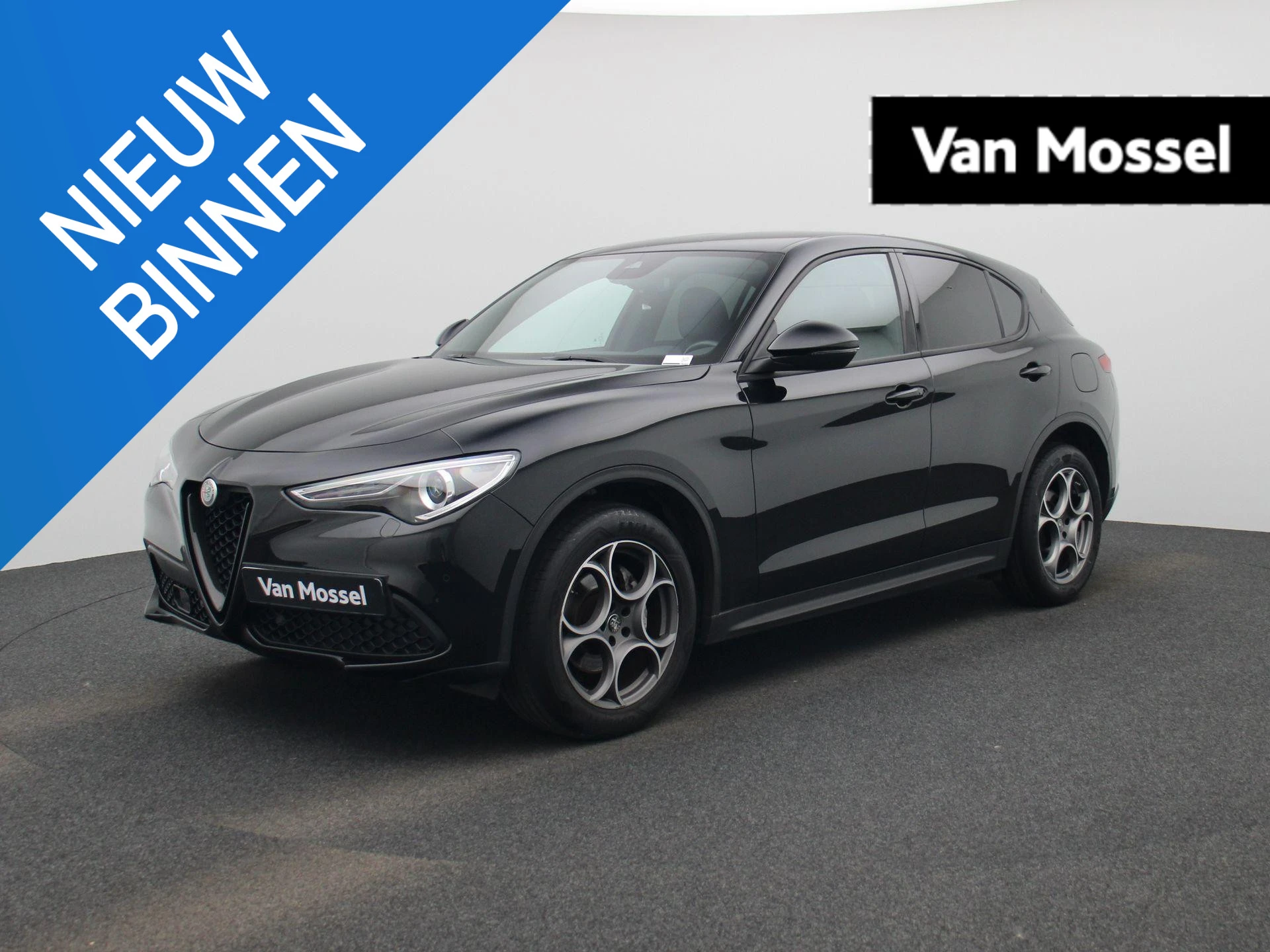 Alfa Romeo-Stelvio-image-0