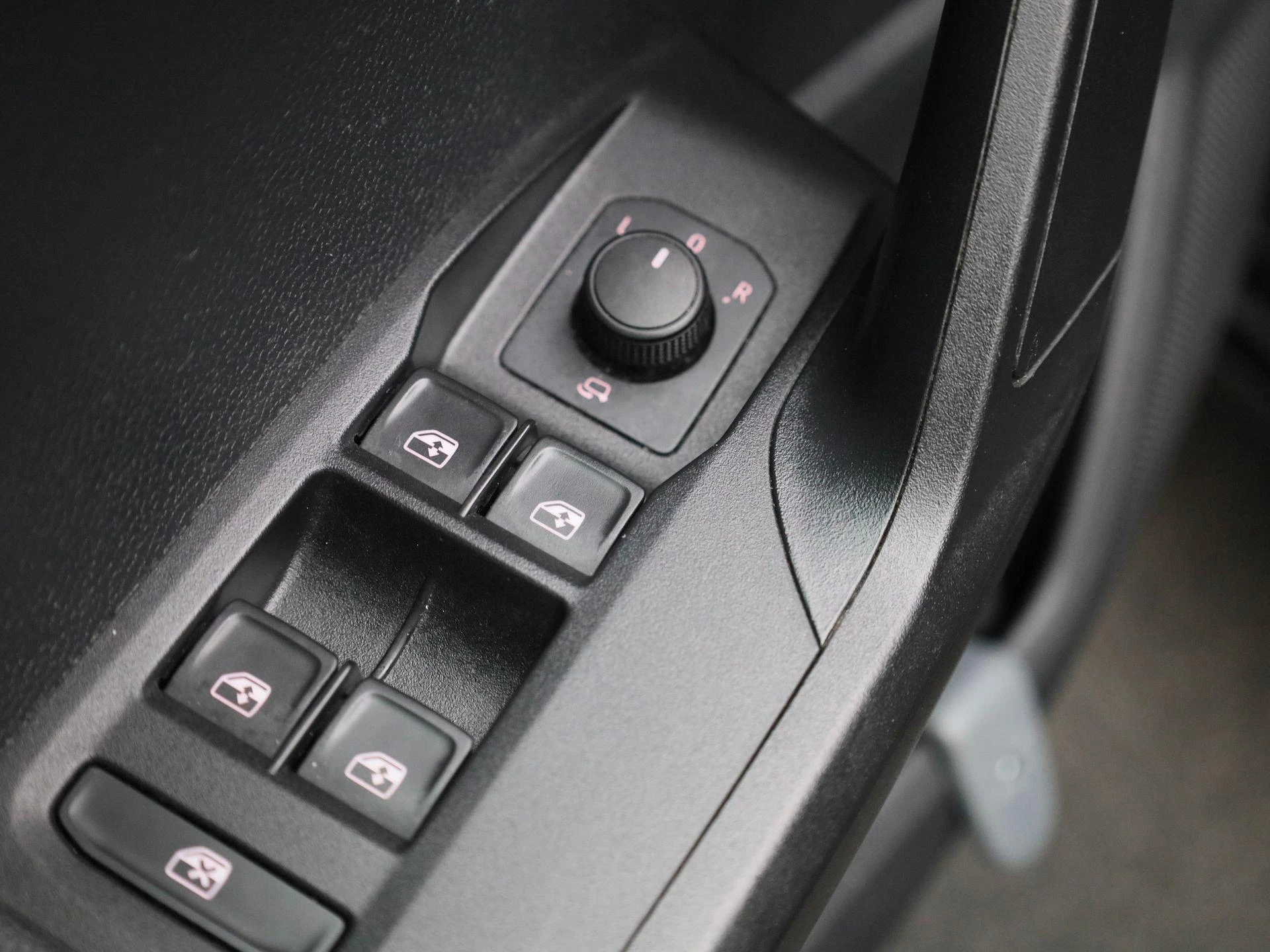 SEAT-Ibiza-image-28
