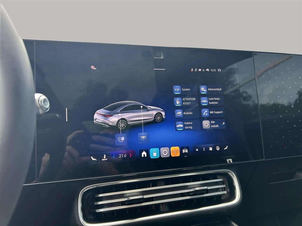 Mercedes-Benz-CLA-image-14