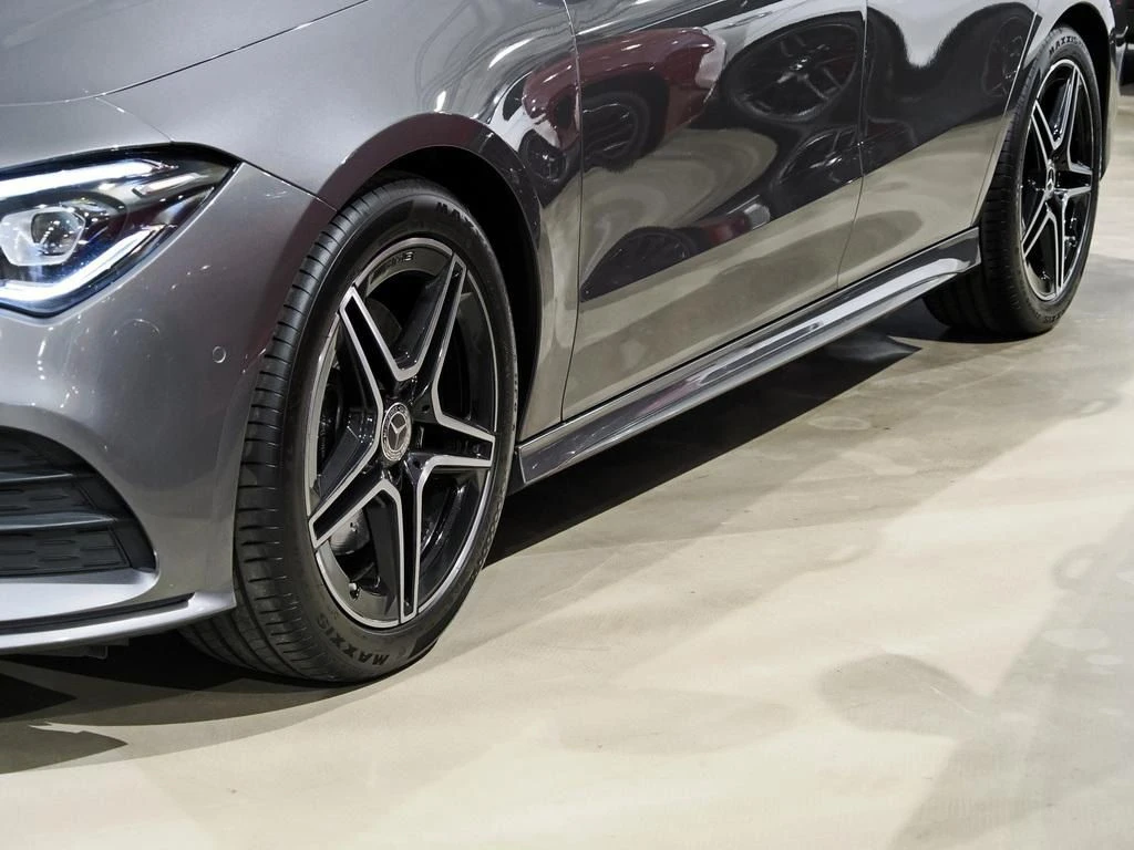 Mercedes-Benz-CLA 200-image-6