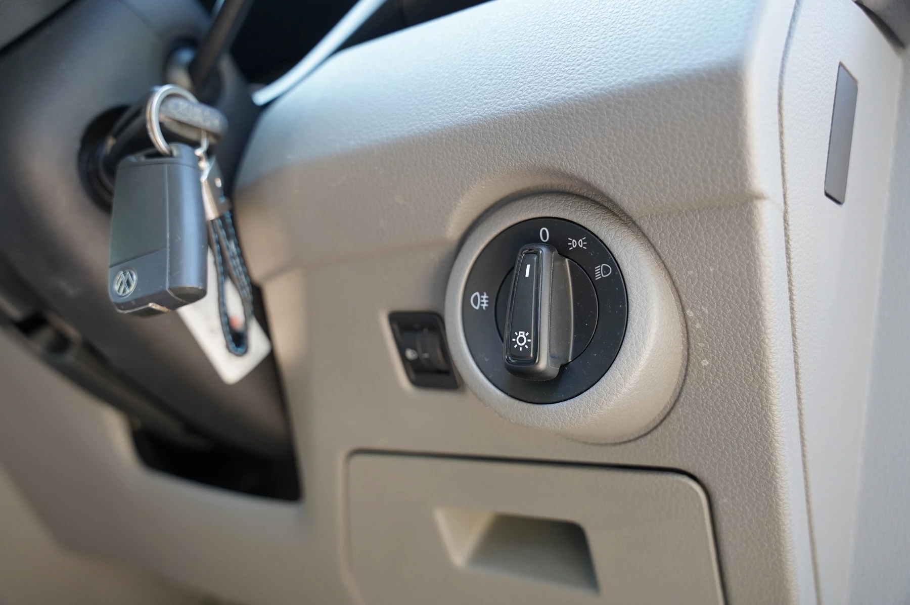 Volkswagen-California-image-50