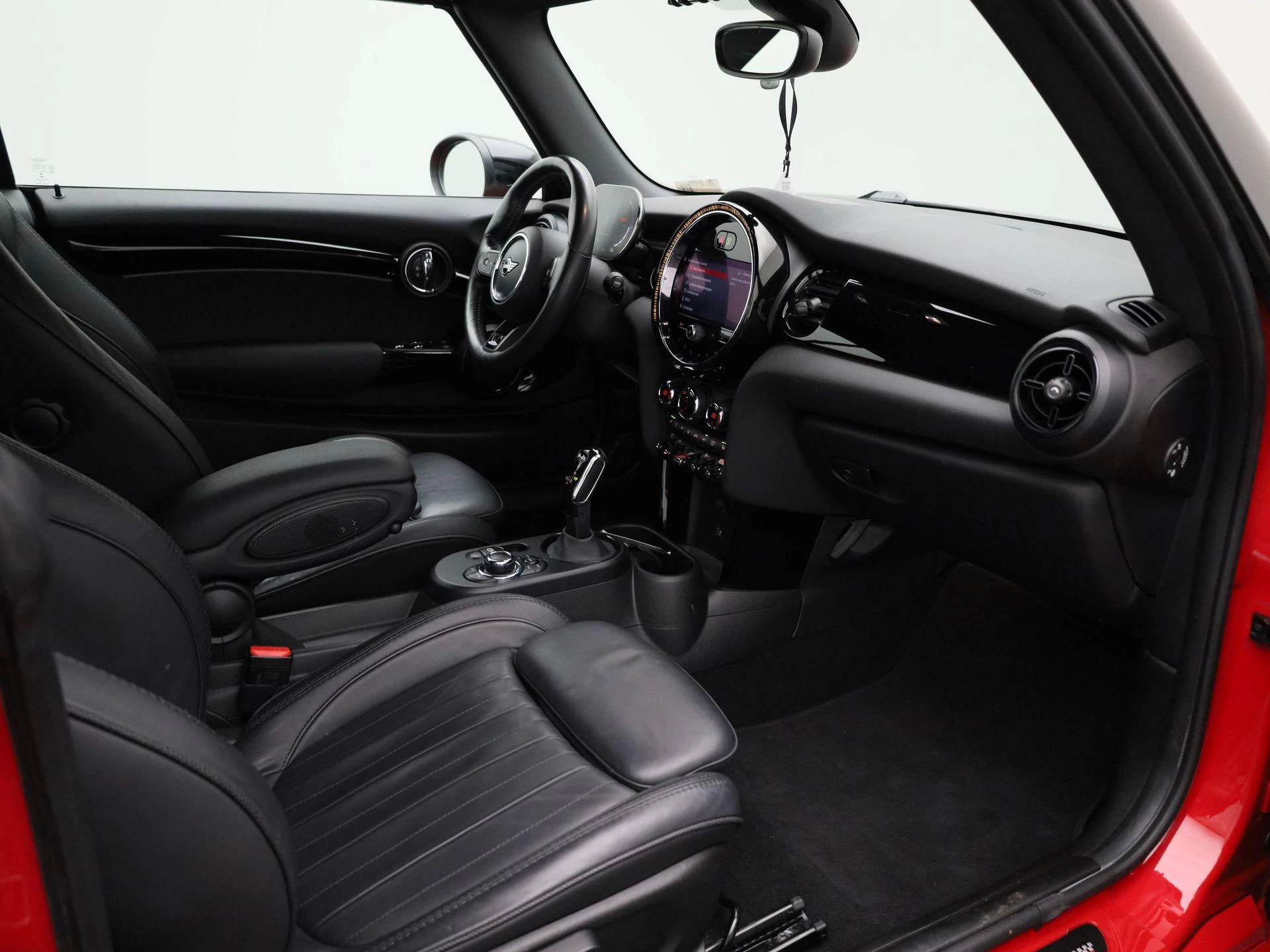 MINI-Cooper S Cabrio-image-35