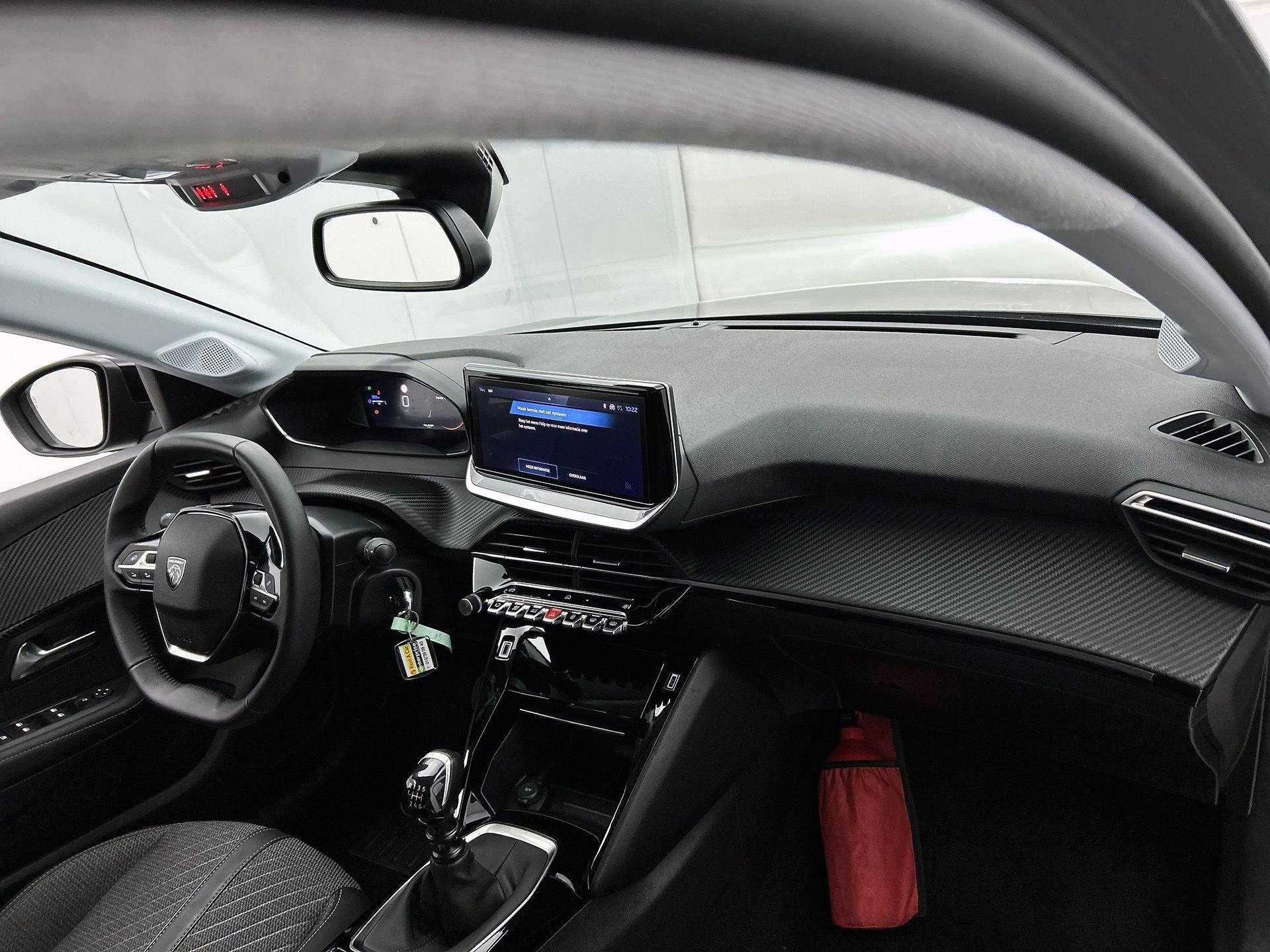 Peugeot-208-image-15