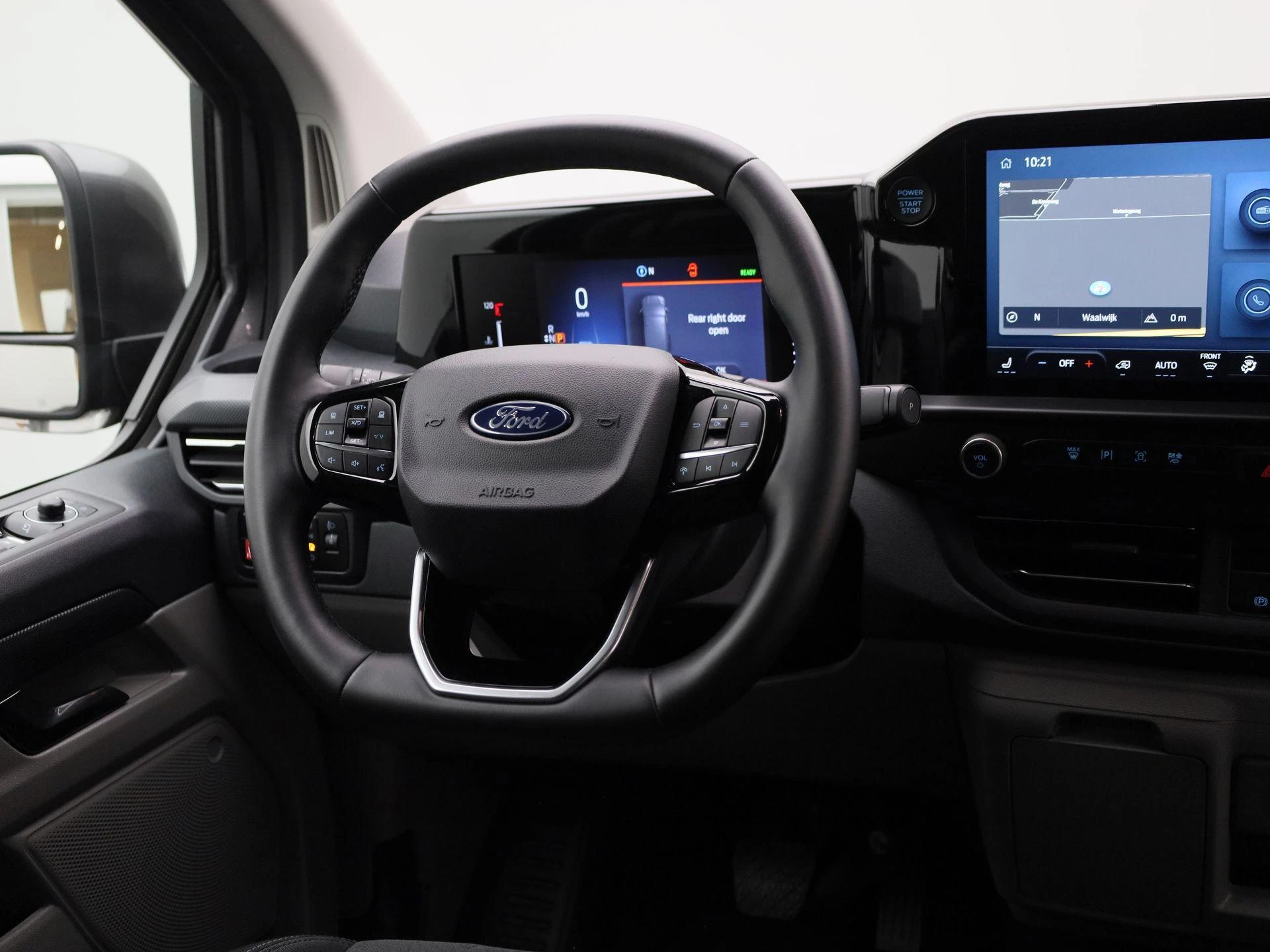 Ford-Transit Custom-image-8