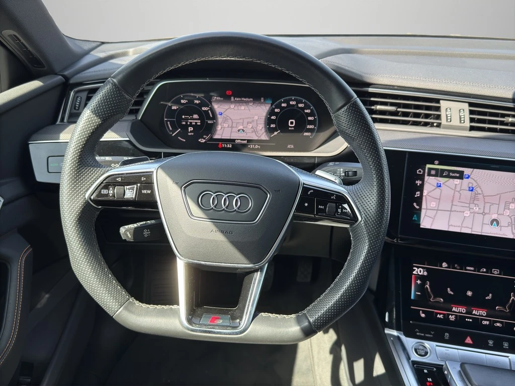 Audi-e-tron-image-9