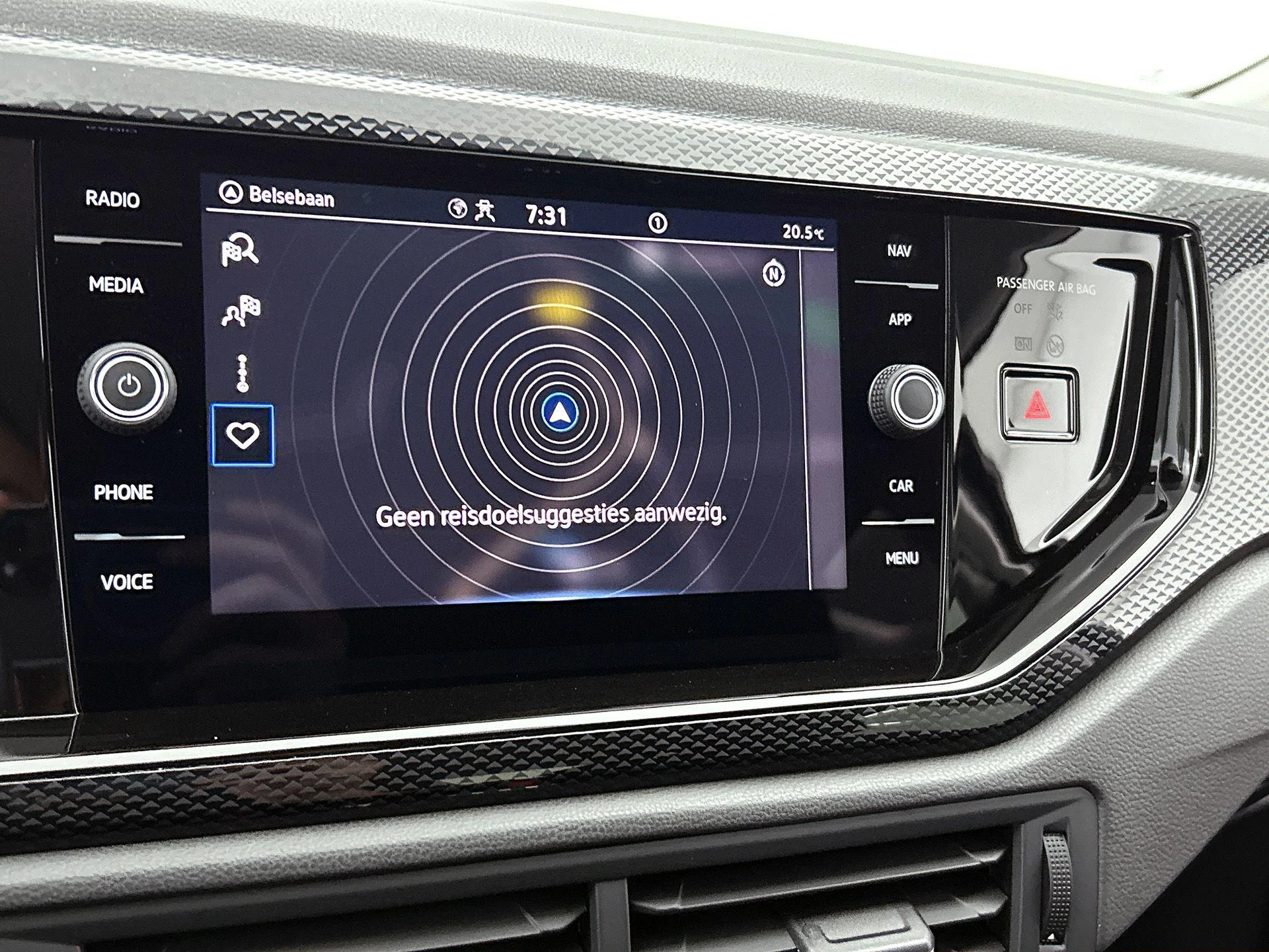 Volkswagen-Polo-image-29