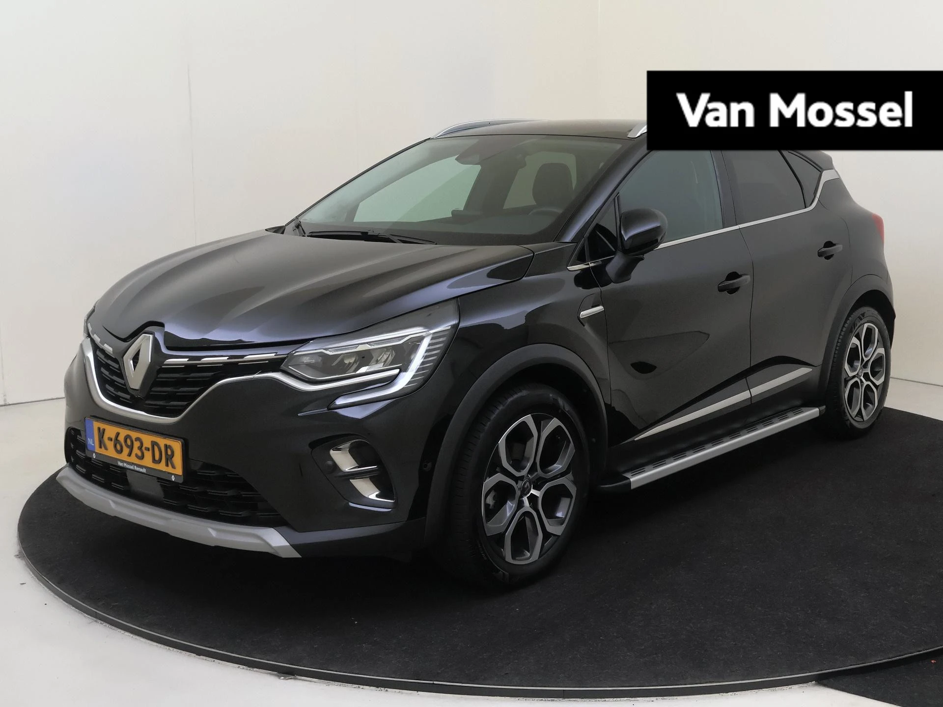 Renault-Captur-image-0