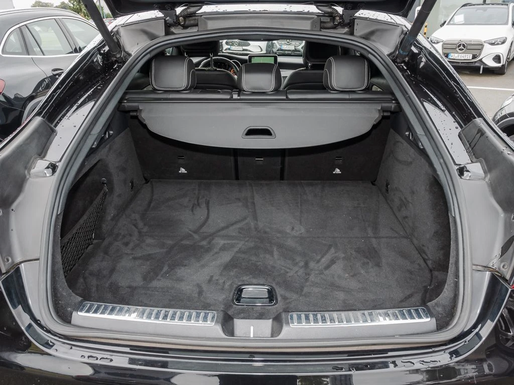 Mercedes-AMG-GLC 63 AMG-image-13