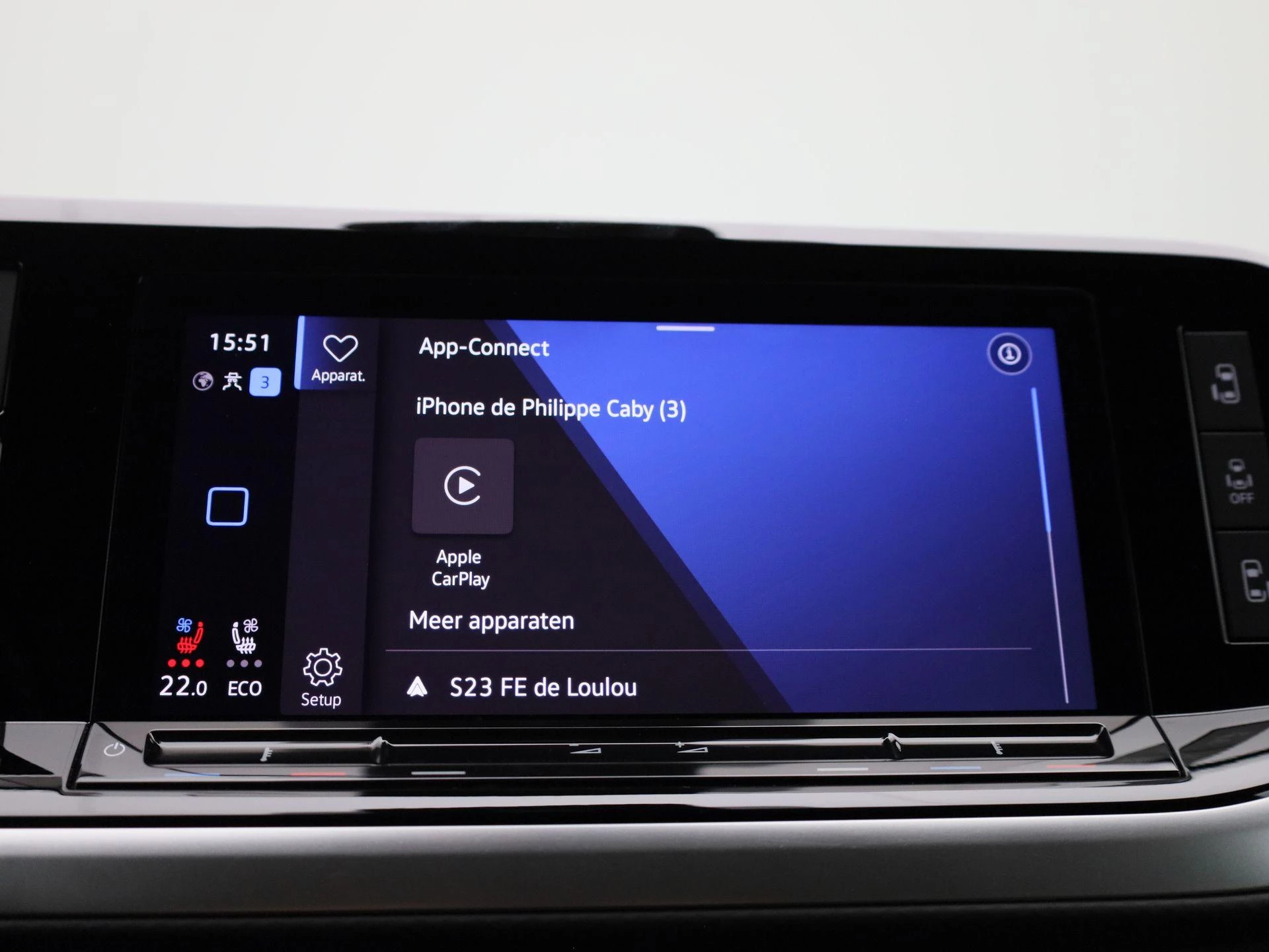 Volkswagen-Multivan-image-29