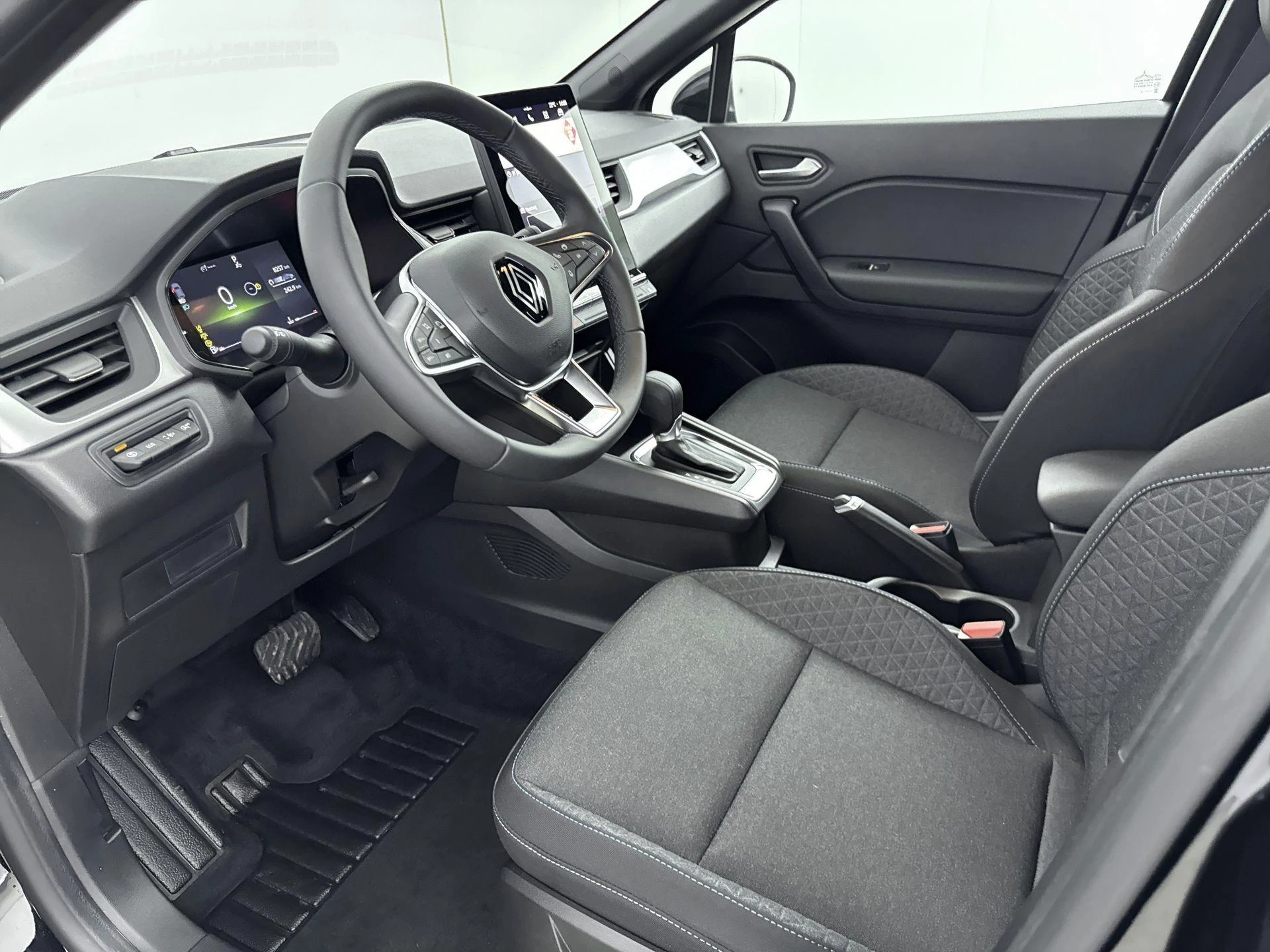 Renault-Captur-image-14