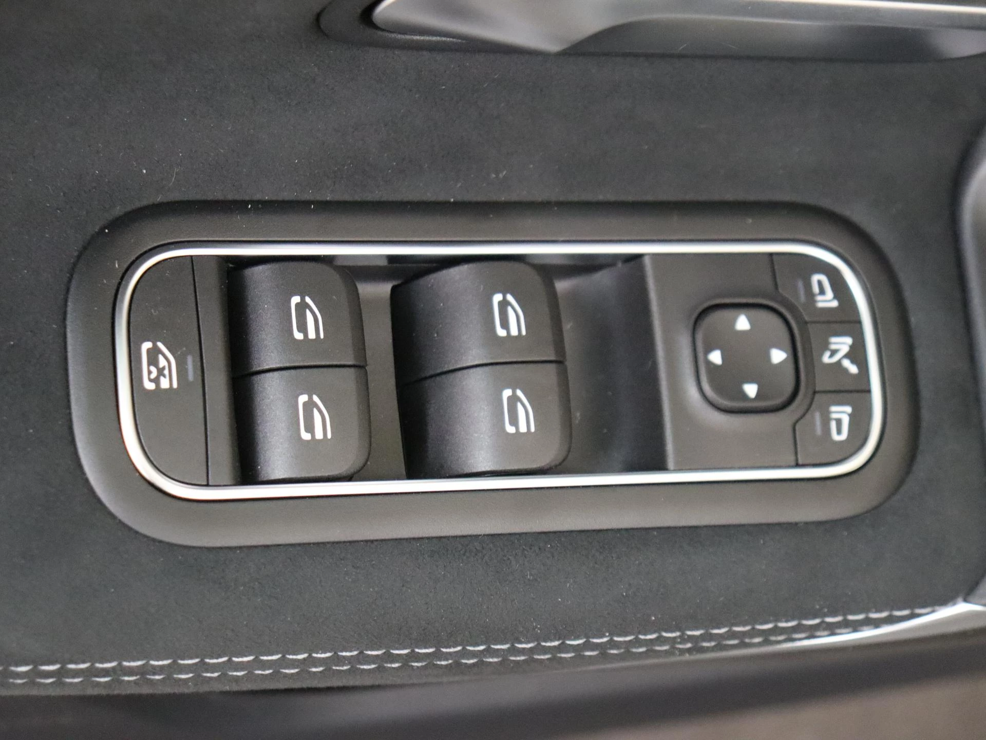 Mercedes-Benz-A-Klasse-image-26