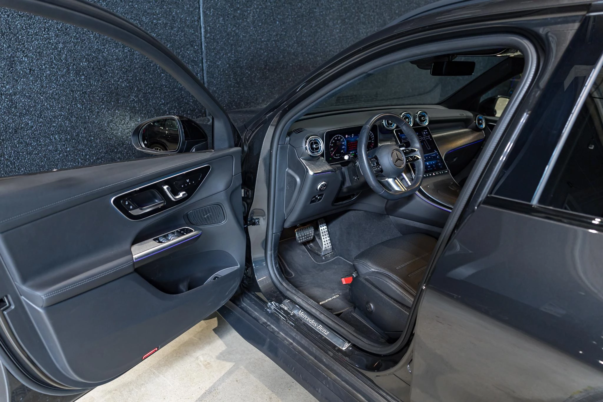 Mercedes-Benz GLC GLC 300 e 4MATIC AMG Line Line