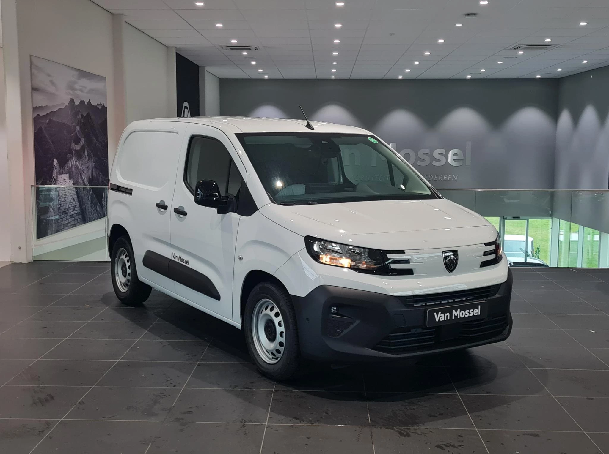 Peugeot-e-Partner-image-6