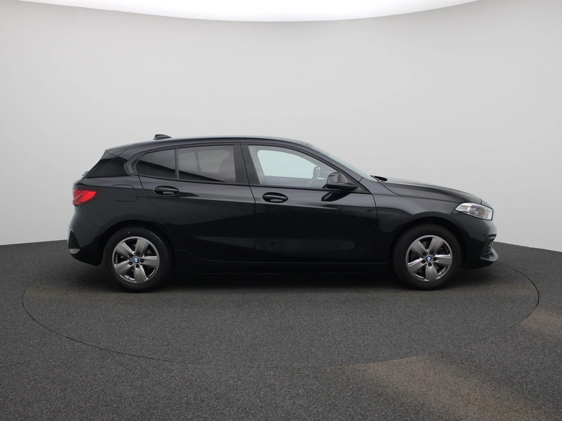 BMW Série 1 Hatch 116iA (80 kW)