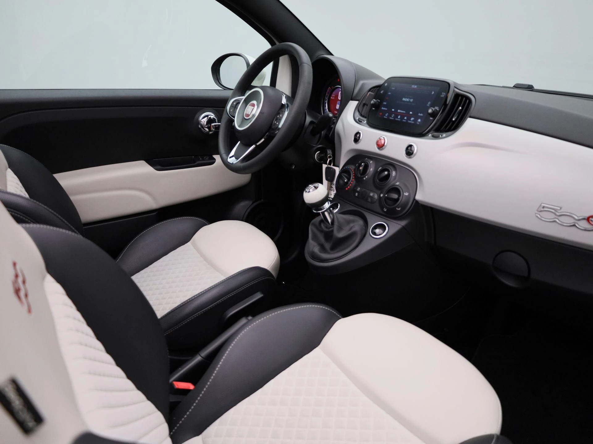 Fiat-500C-image-36