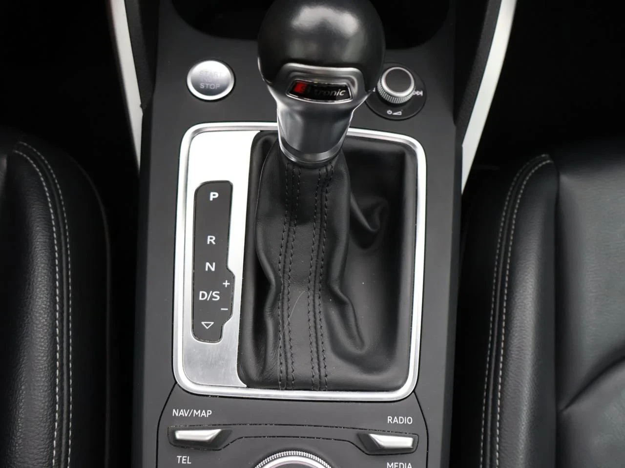 Audi Q2 Audi Q2 1.4TFSI 150PK *AUTOMAAT*LEDER*PANODAK*PDC*NAVI*ACC*ZETELVERWARMING*...*