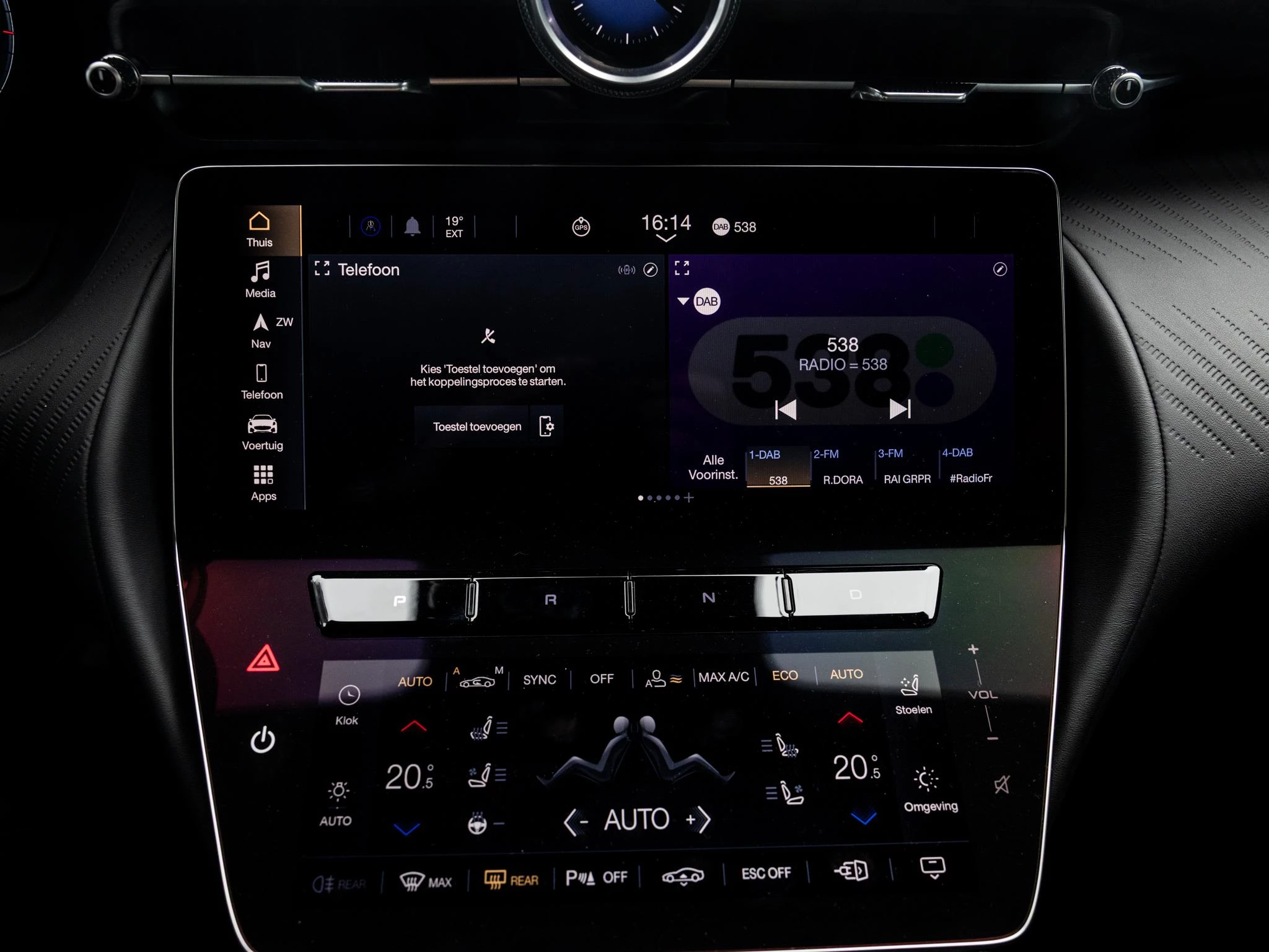 Maserati-GranTurismo-image-49